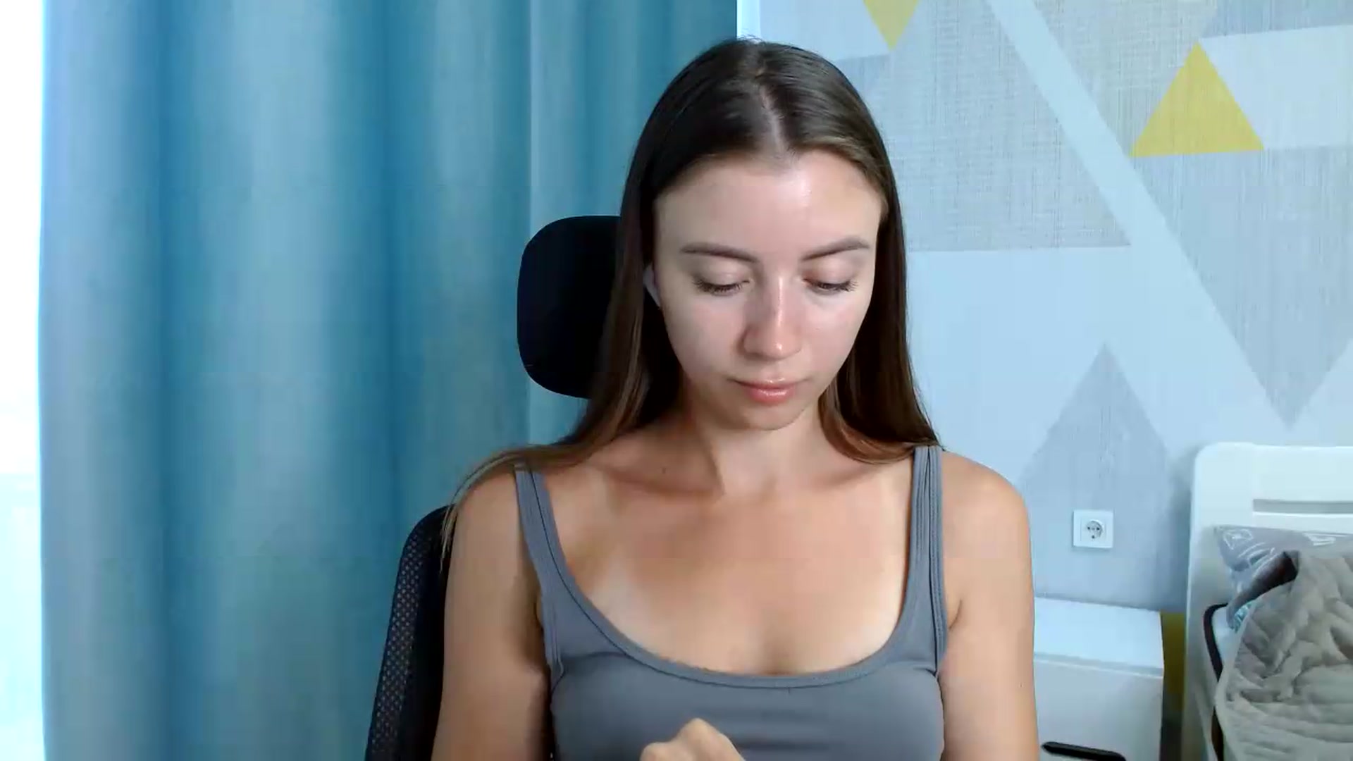 Gallery image thumbnail from Sulfate0's myfreecams stream on, 06/29/2026, 07:42 image 17 of 20