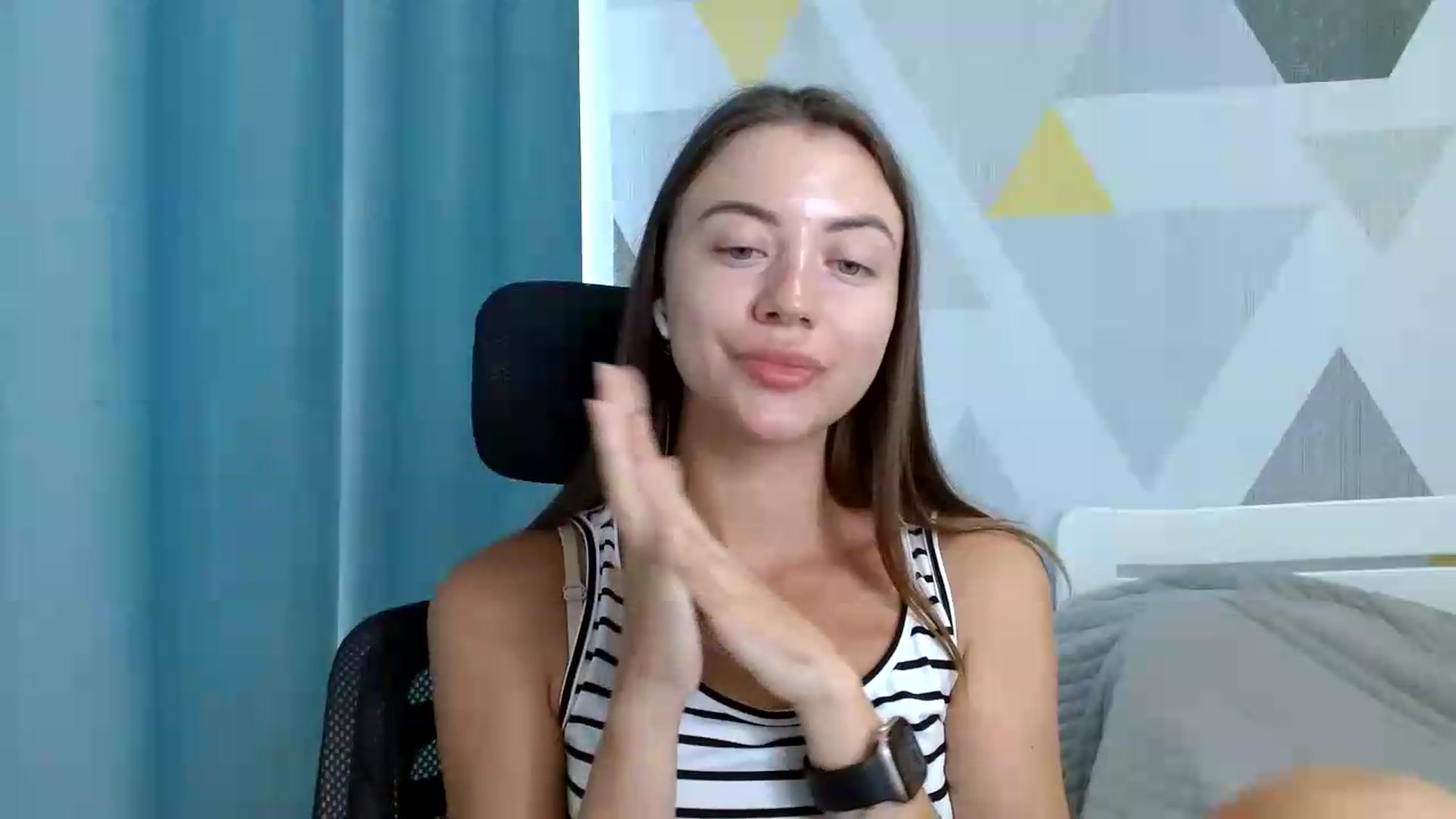Gallery image thumbnail from Sulfate0's myfreecams stream on, 07/01/2026, 10:08 image 17 of 20