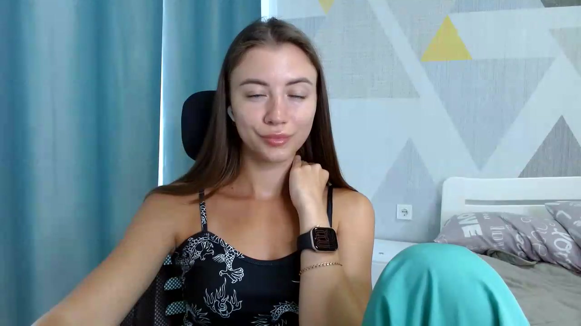 Gallery image thumbnail from Sulfate0's myfreecams stream on, 07/04/2026, 08:08 image 18 of 20