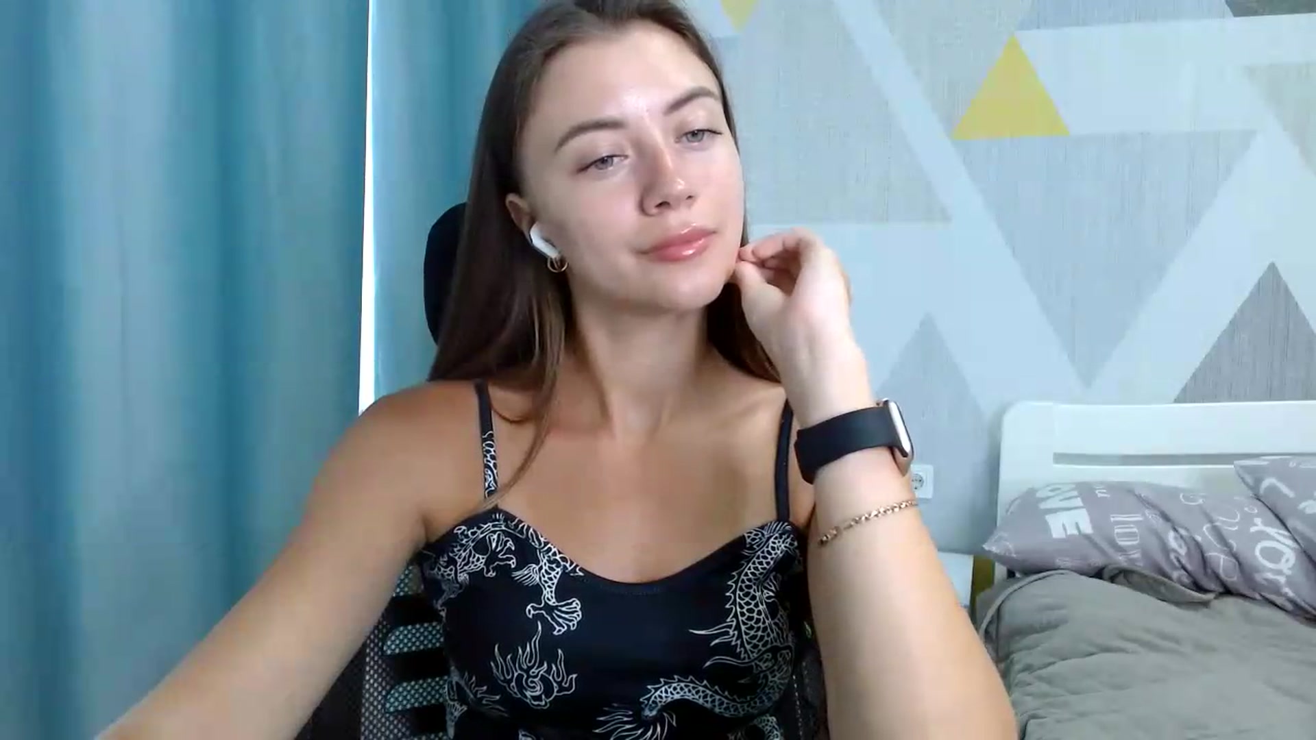 Gallery image thumbnail from Sulfate0's myfreecams stream on, 07/04/2026, 08:08 image 17 of 20