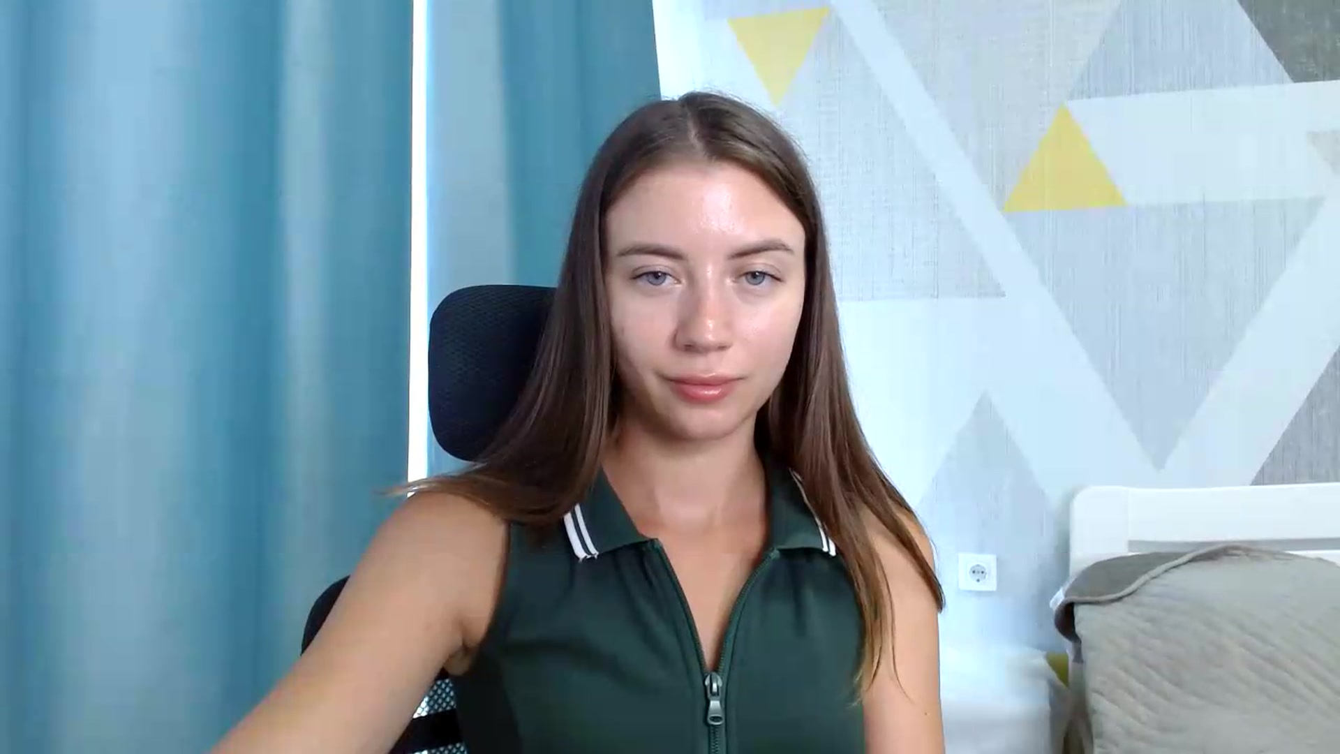 Gallery image thumbnail from Sulfate0's myfreecams stream on, 07/08/2026, 11:35 image 14 of 20