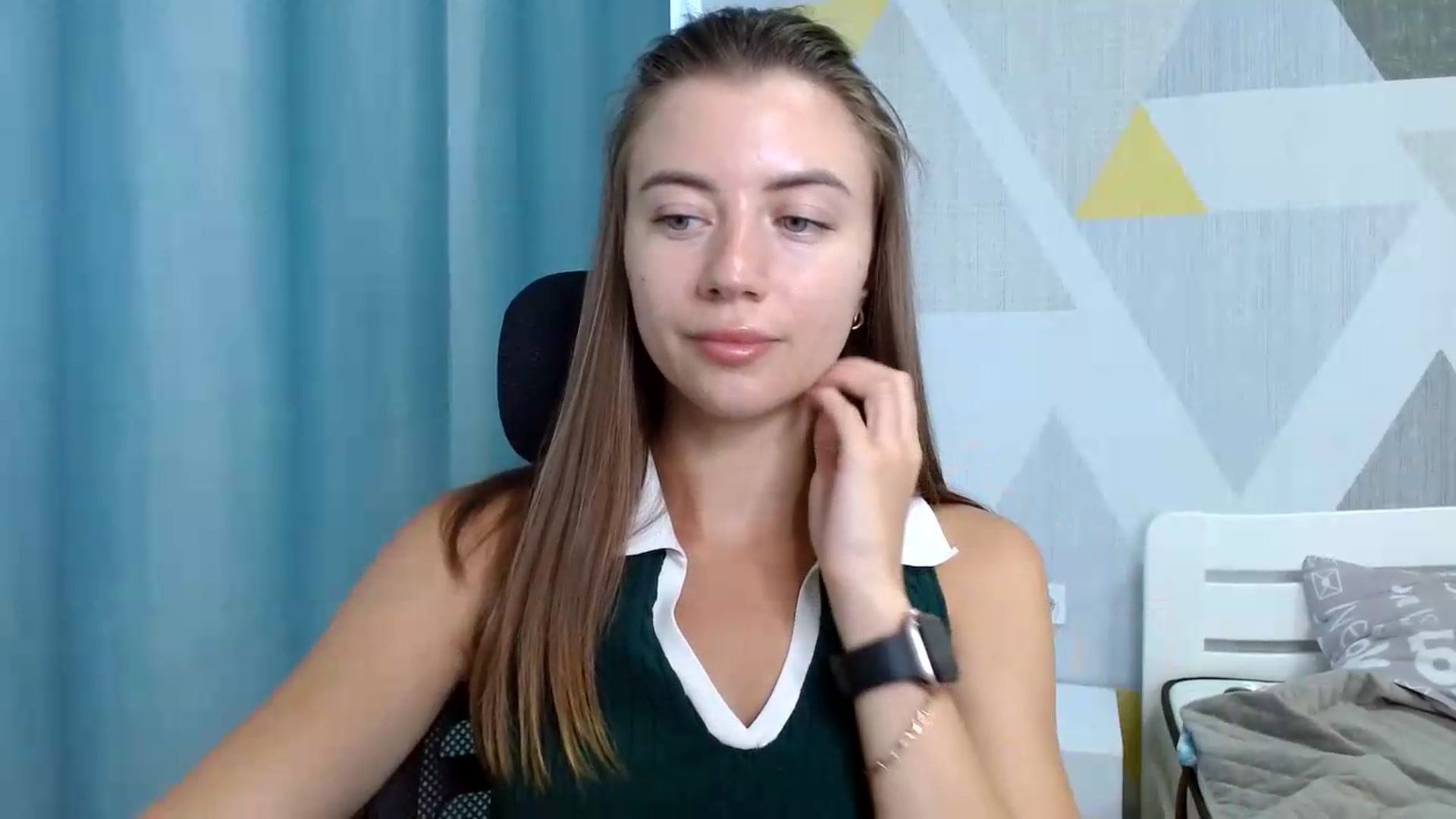 Gallery image thumbnail from Sulfate0's myfreecams stream on, 07/09/2026, 08:14 image 9 of 20