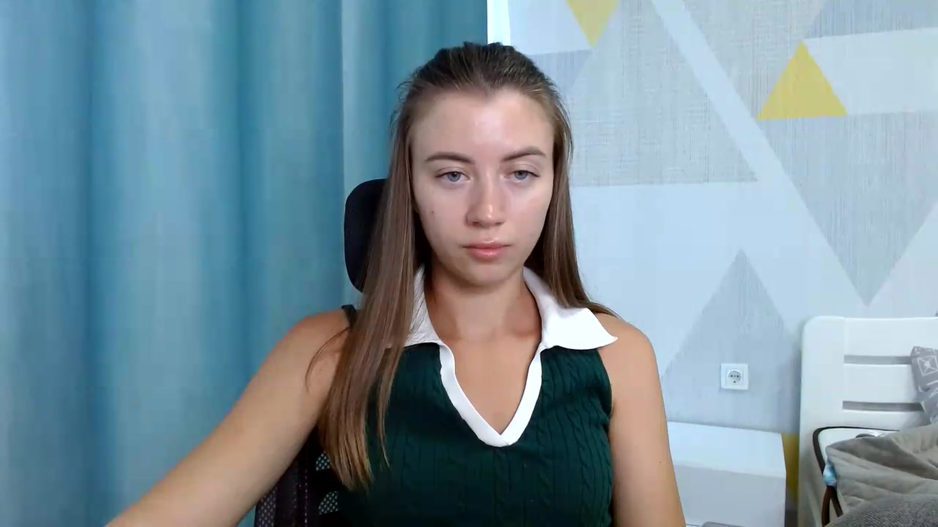 Gallery image thumbnail from Sulfate0's myfreecams stream on, 07/09/2026, 08:35 image 18 of 20