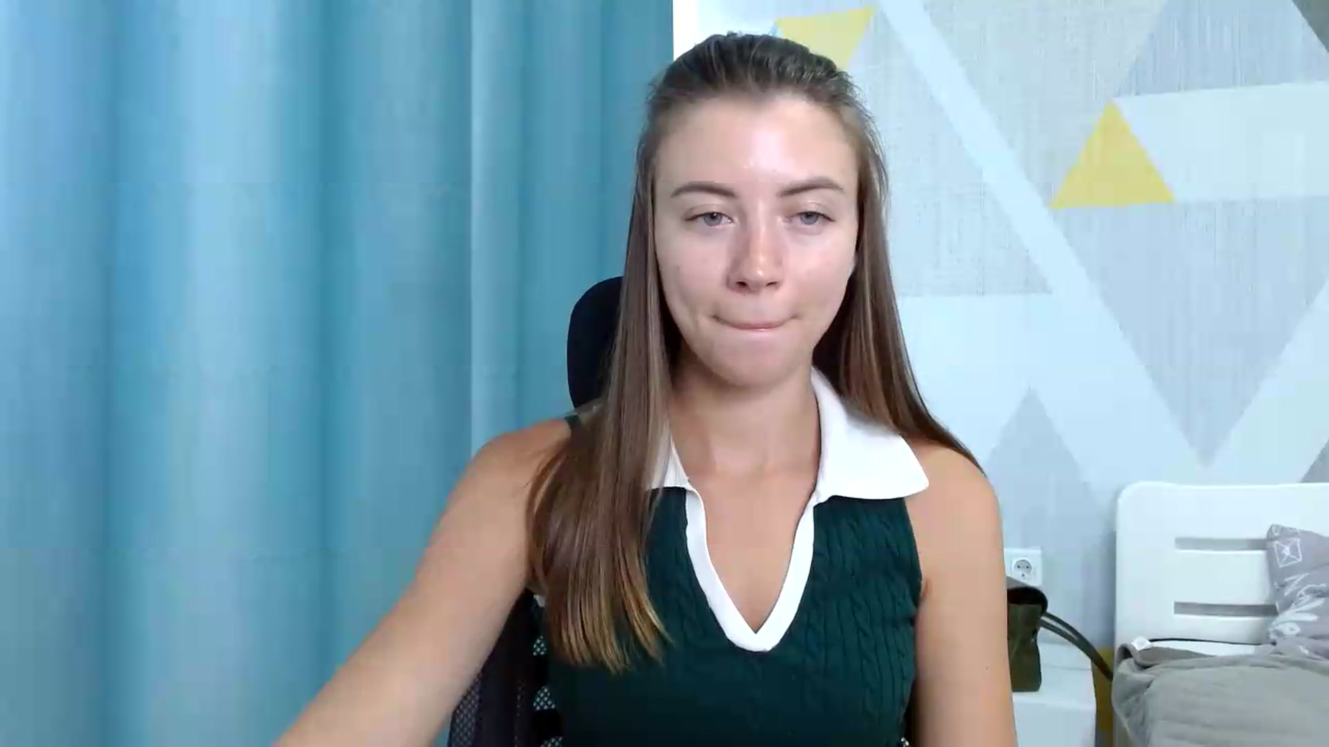 Gallery image thumbnail from Sulfate0's myfreecams stream on, 07/09/2026, 11:32 image 4 of 20