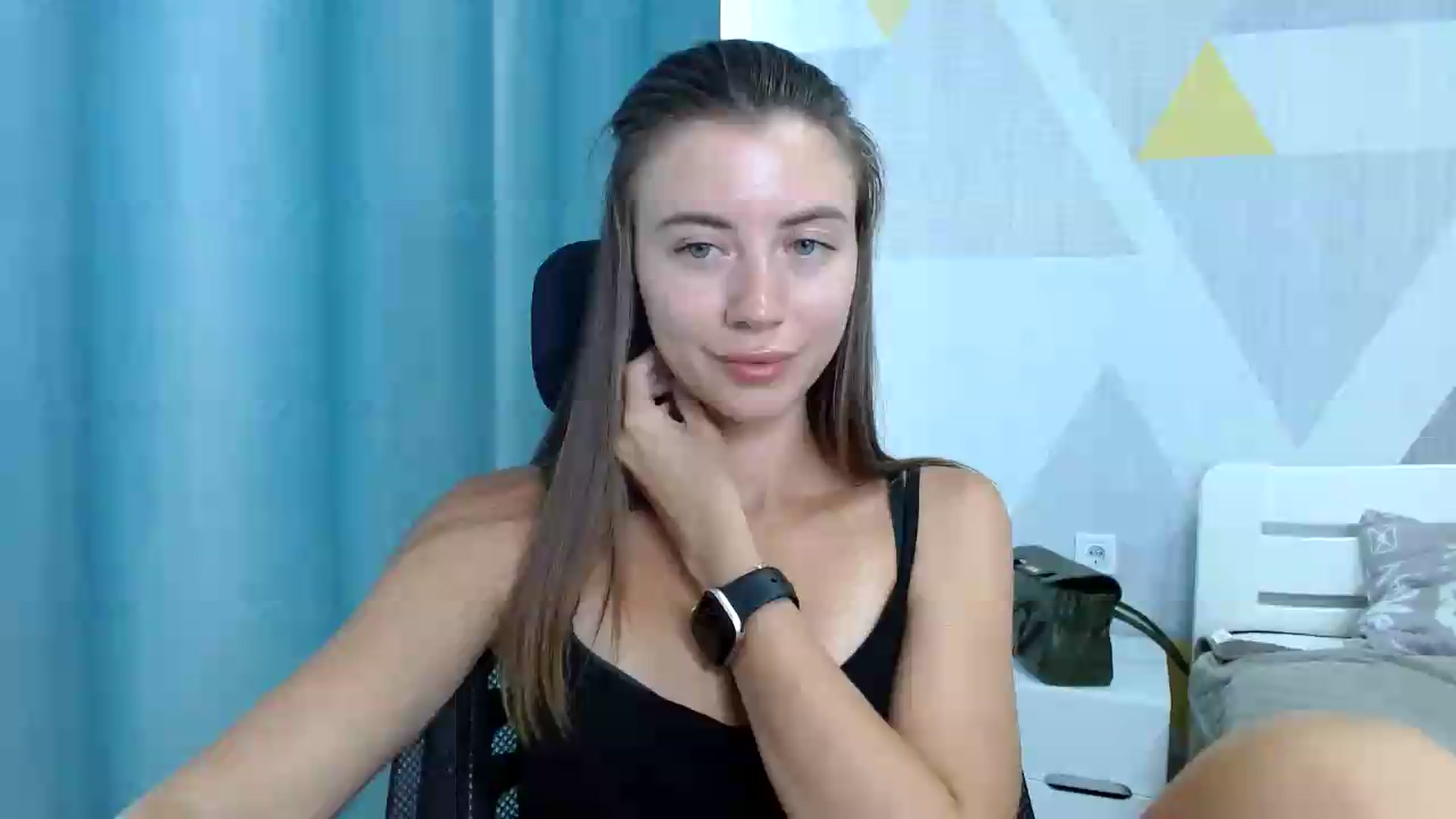 Gallery image thumbnail from Sulfate0's myfreecams stream on, 07/09/2026, 11:32 image 19 of 20