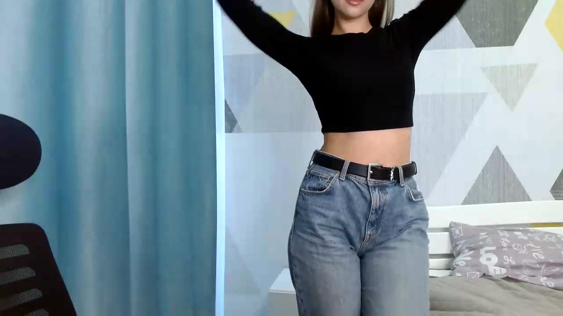 Gallery image thumbnail from Sulfate0's myfreecams stream on, 07/10/2026, 08:41 image 11 of 20