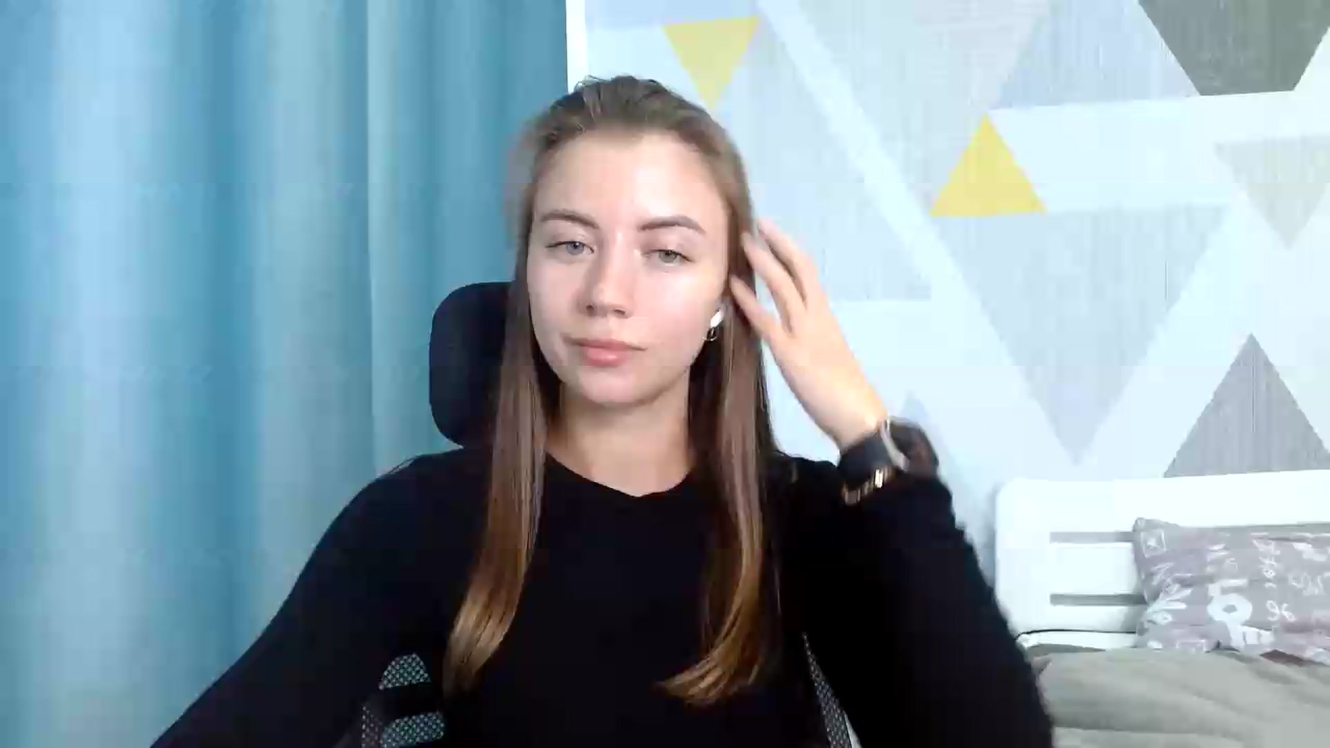Gallery image thumbnail from Sulfate0's myfreecams stream on, 07/10/2026, 10:31 image 19 of 20