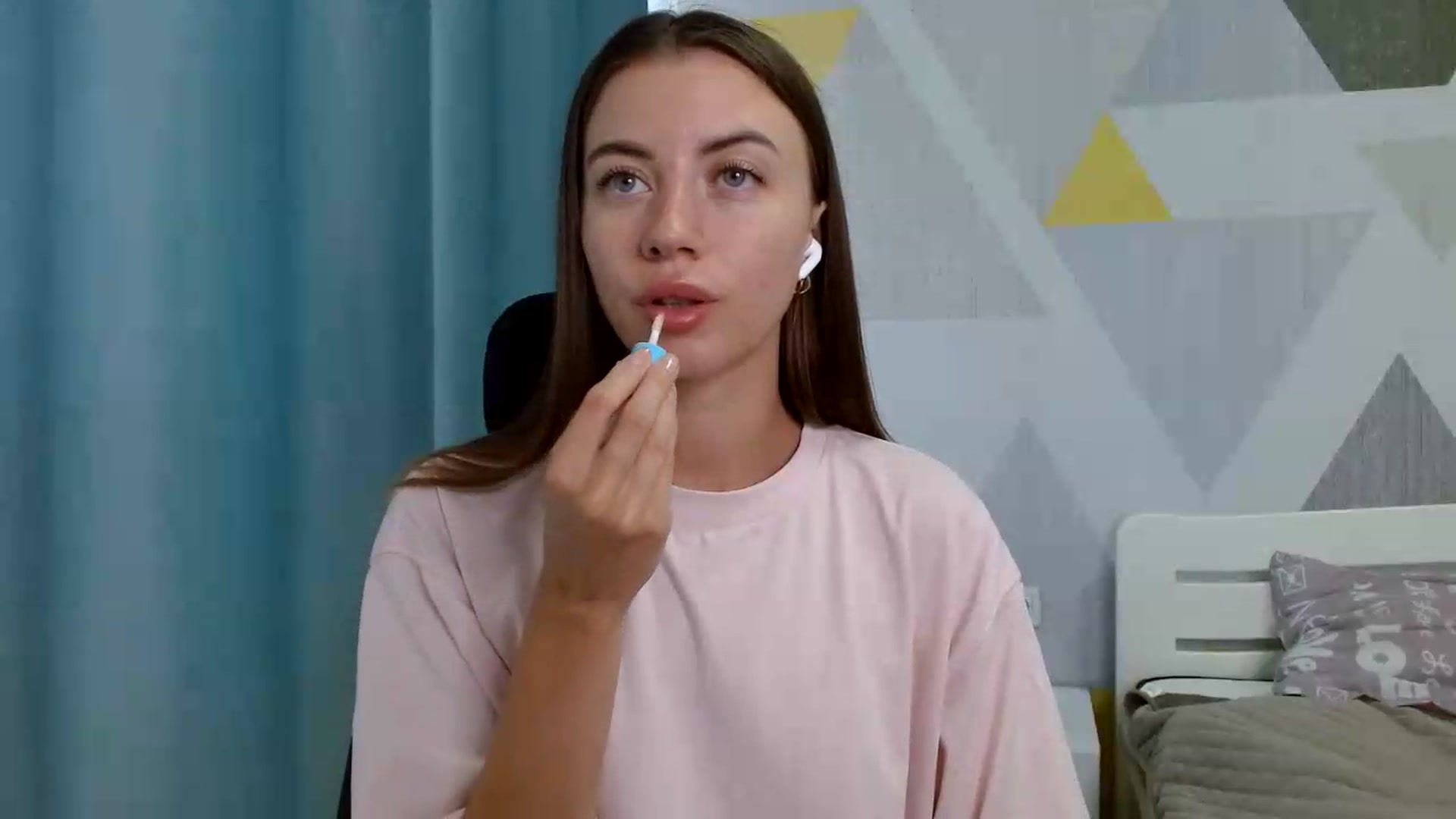 Gallery image thumbnail from Sulfate0's myfreecams stream on, 07/11/2026, 10:39 image 17 of 20