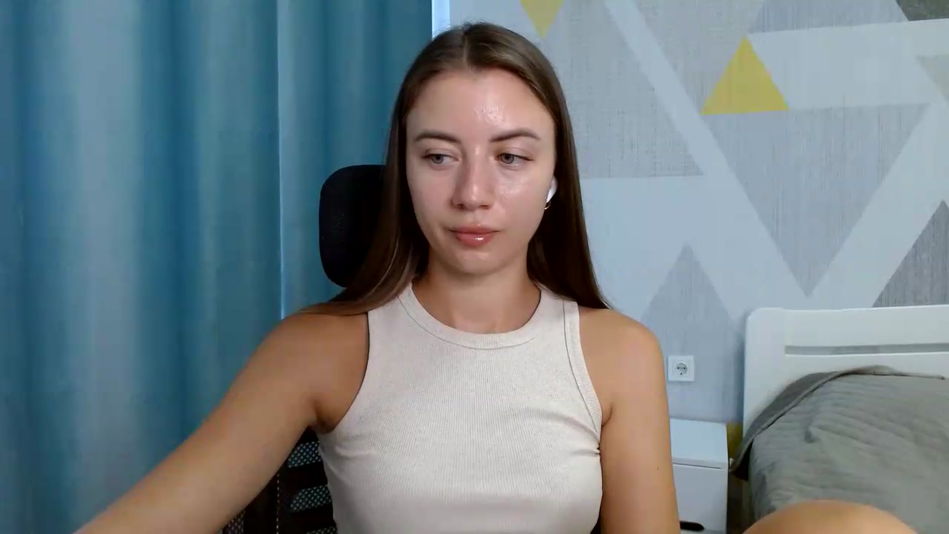 Gallery image thumbnail from Sulfate0's myfreecams stream on, 07/15/2026, 08:15 image 9 of 20