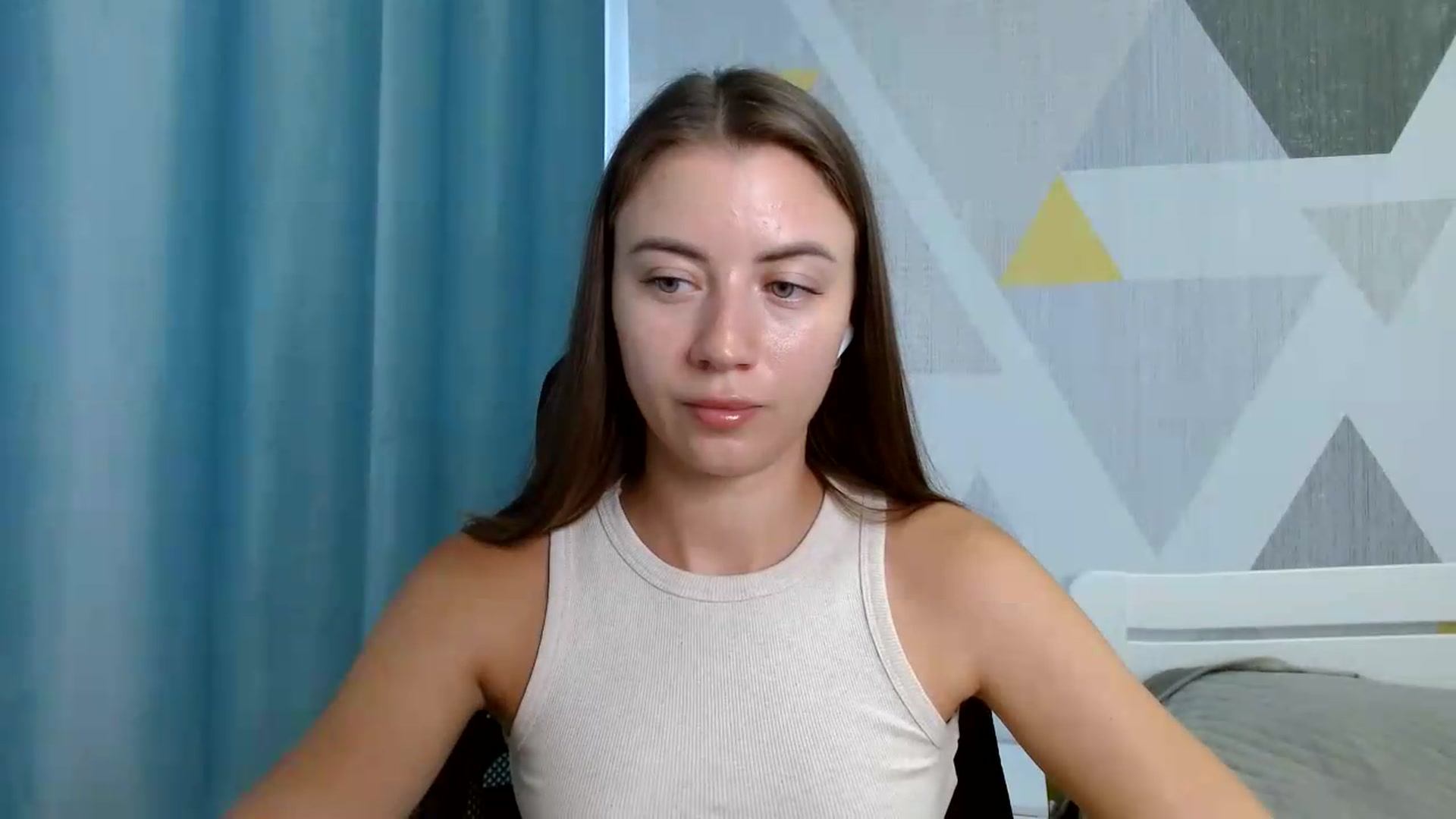 Gallery image thumbnail from Sulfate0's myfreecams stream on, 07/15/2026, 08:15 image 16 of 20