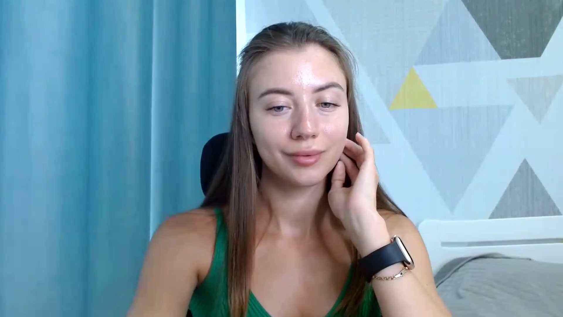 Gallery image thumbnail from Sulfate0's myfreecams stream on, 07/16/2026, 10:20 image 17 of 20