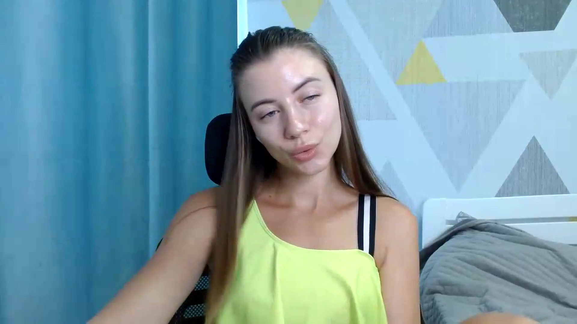 Gallery image thumbnail from Sulfate0's myfreecams stream on, 07/17/2026, 09:25 image 3 of 20