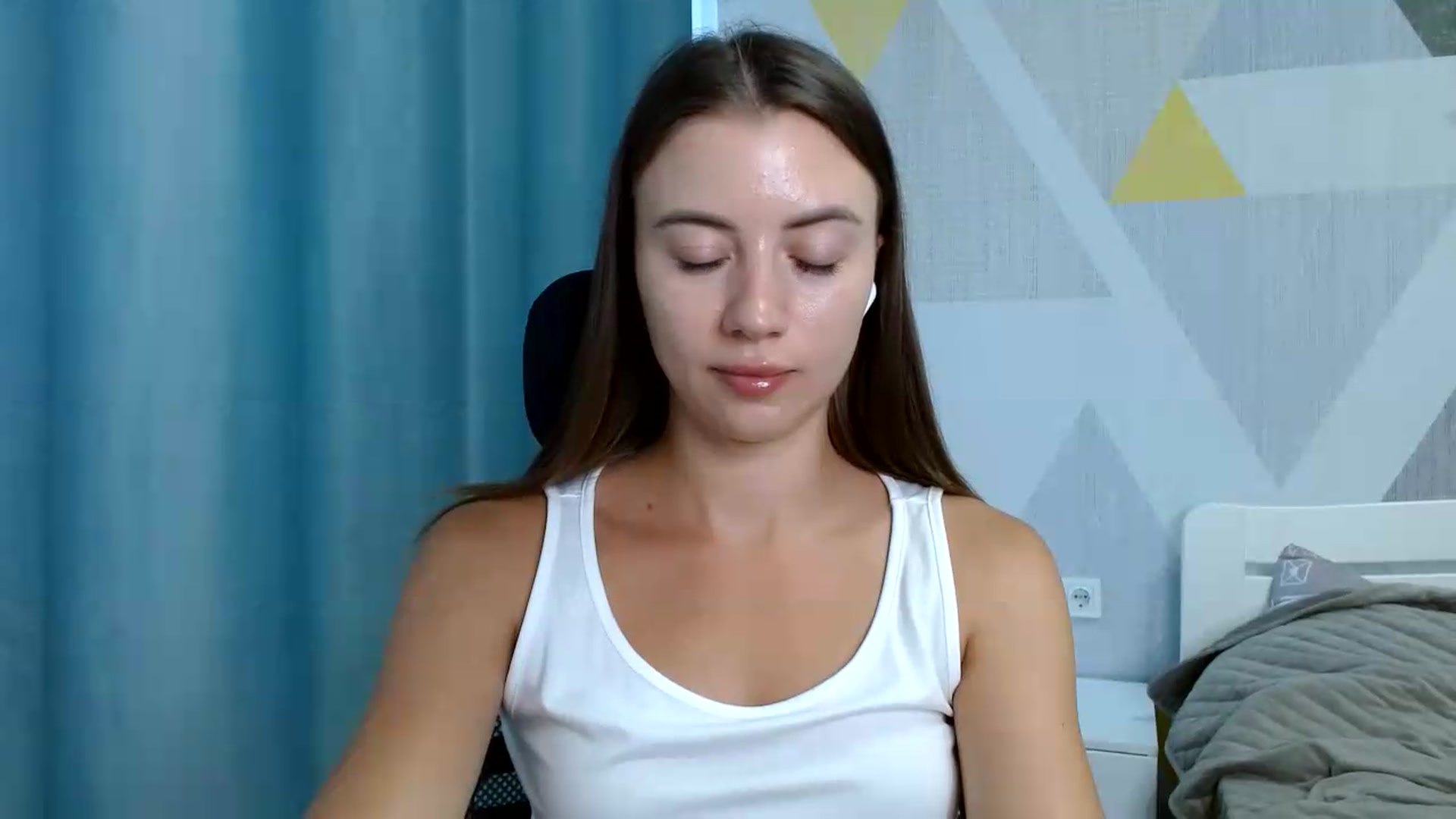 Gallery image thumbnail from Sulfate0's myfreecams stream on, 07/18/2026, 09:20 image 19 of 20