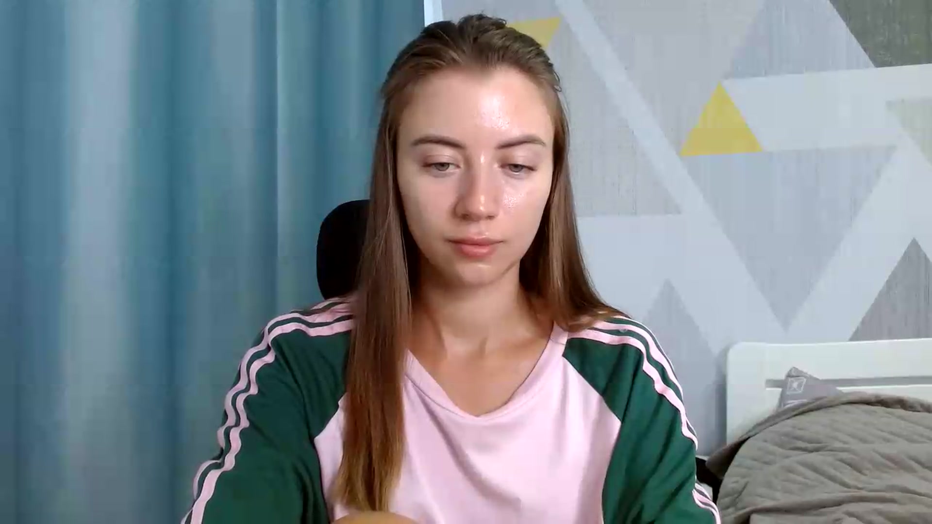 Gallery image thumbnail from Sulfate0's myfreecams stream on, 07/20/2026, 05:54 image 17 of 20