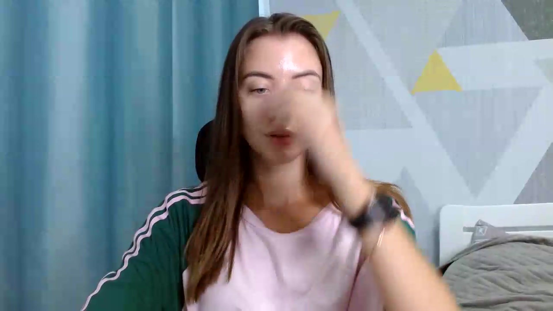 Gallery image thumbnail from Sulfate0's myfreecams stream on, 07/20/2026, 05:54 image 14 of 20