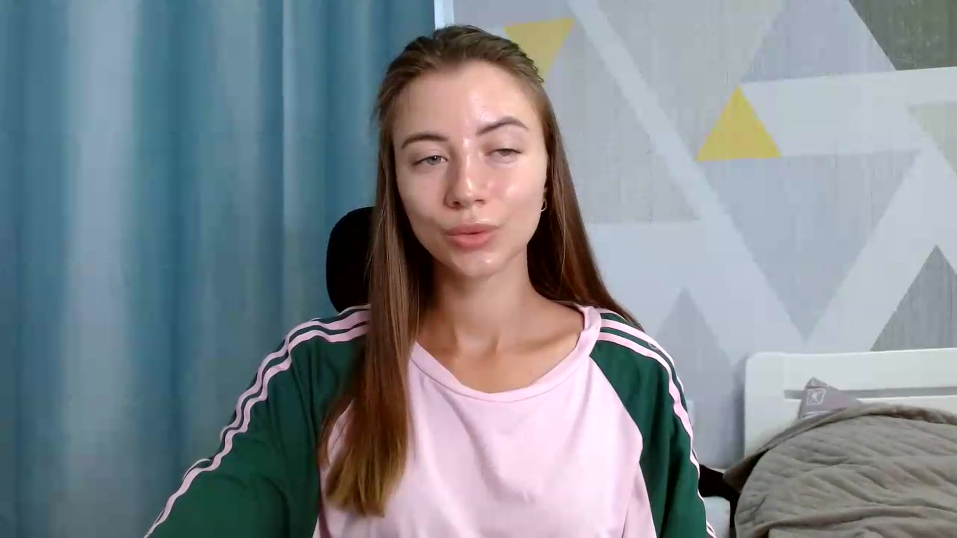 Gallery image thumbnail from Sulfate0's myfreecams stream on, 07/20/2026, 05:54 image 20 of 20