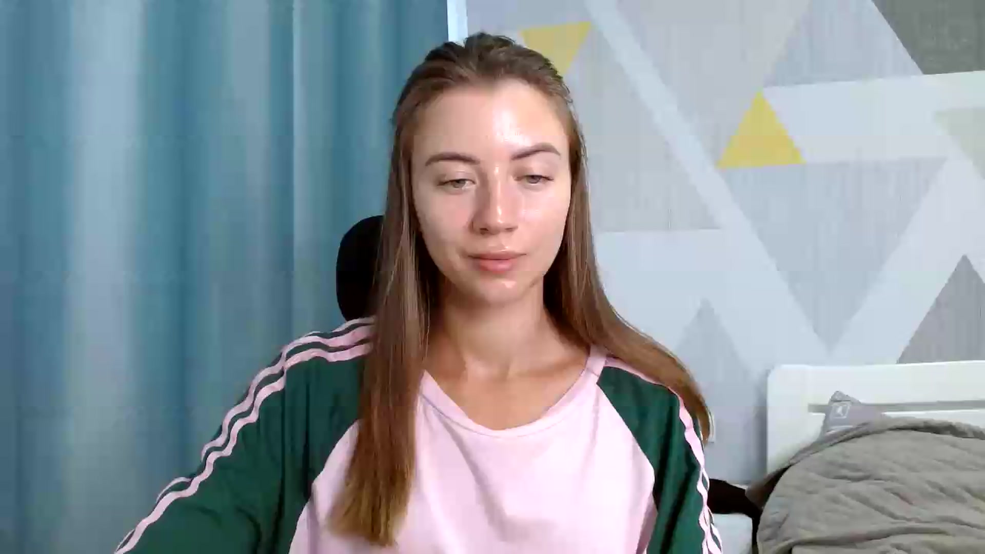 Gallery image thumbnail from Sulfate0's myfreecams stream on, 07/20/2026, 05:54 image 18 of 20