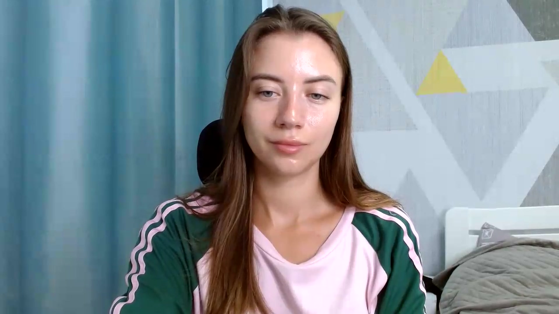 Gallery image thumbnail from Sulfate0's myfreecams stream on, 07/20/2026, 05:54 image 15 of 20