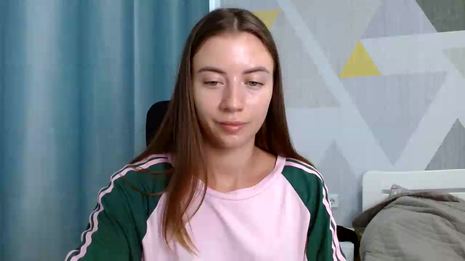 Gallery image thumbnail from Sulfate0's myfreecams stream on, 07/20/2026, 08:09 image 15 of 20