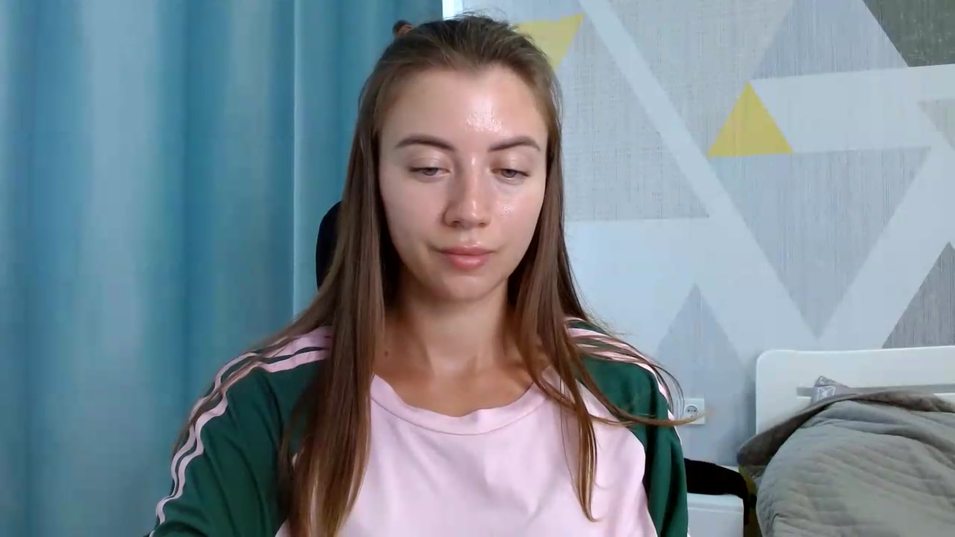 Gallery image thumbnail from Sulfate0's myfreecams stream on, 07/20/2026, 10:40 image 11 of 20