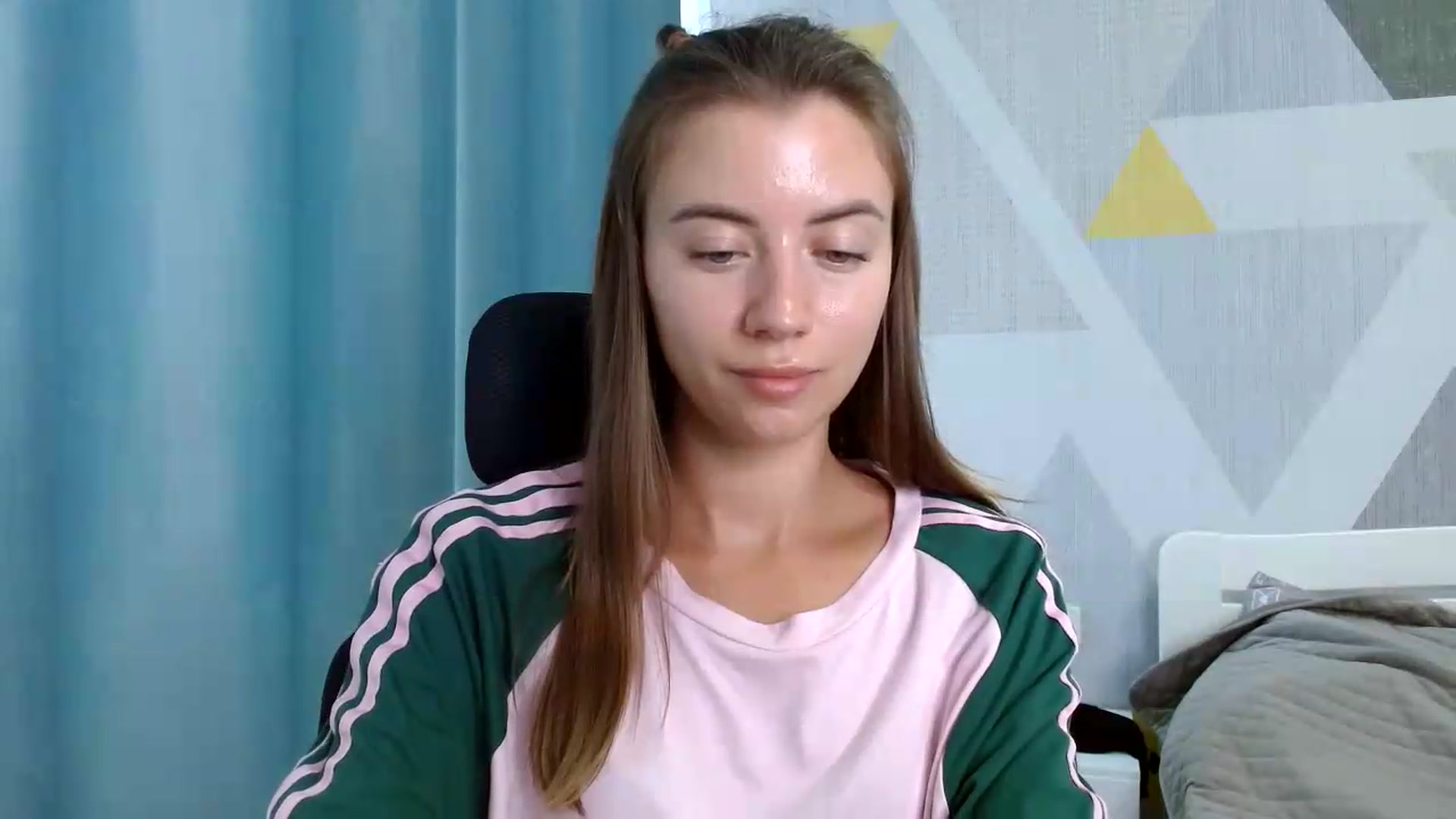 Gallery image thumbnail from Sulfate0's myfreecams stream on, 07/20/2026, 10:40 image 20 of 20