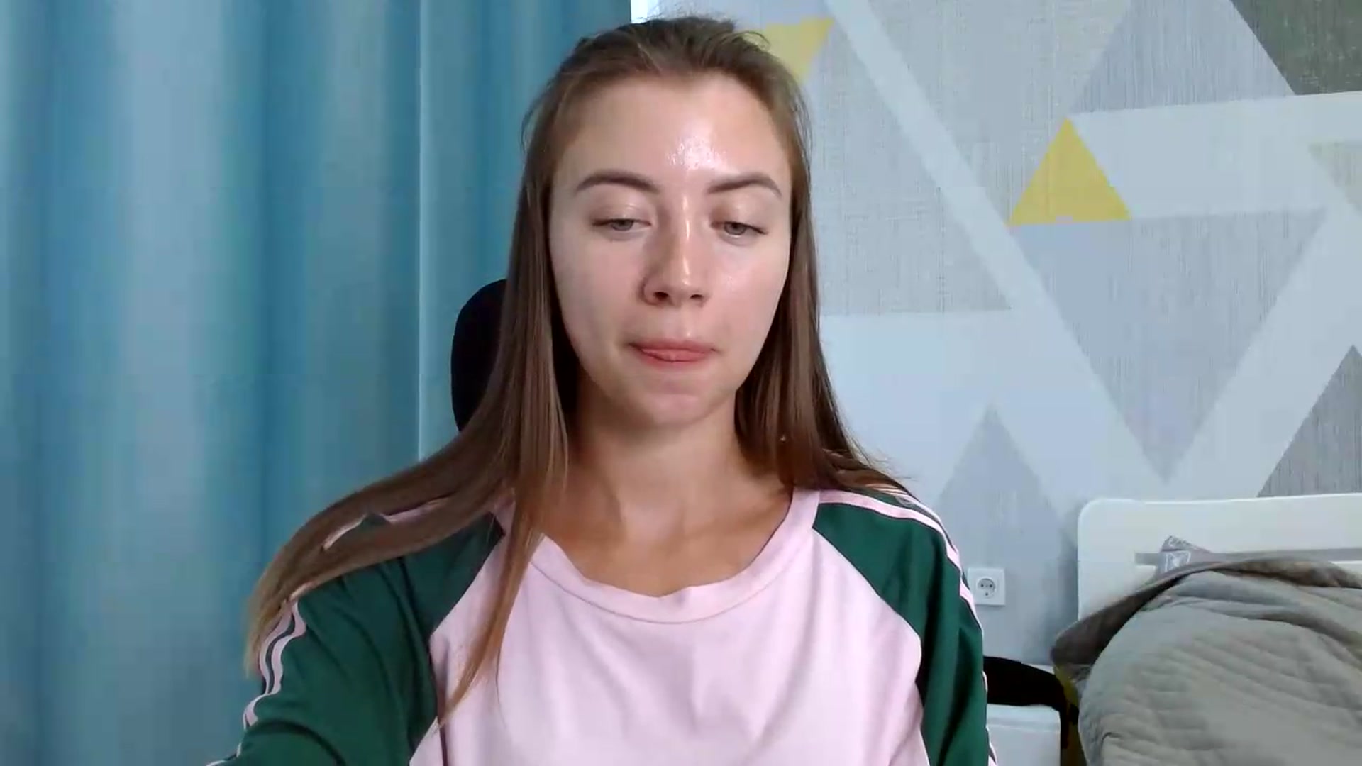 Gallery image thumbnail from Sulfate0's myfreecams stream on, 07/20/2026, 10:40 image 10 of 20
