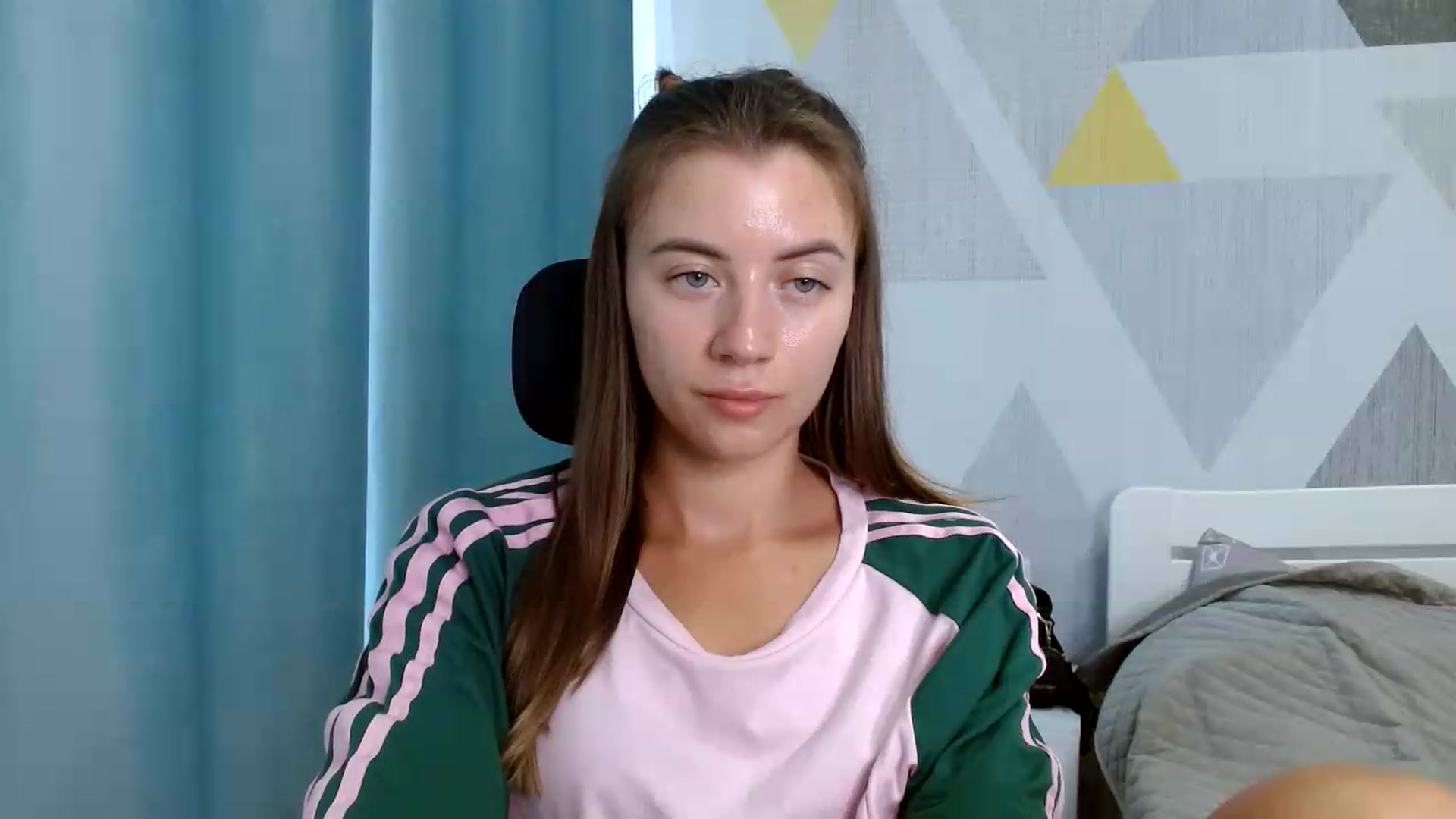 Gallery image thumbnail from Sulfate0's myfreecams stream on, 07/20/2026, 13:07 image 2 of 20