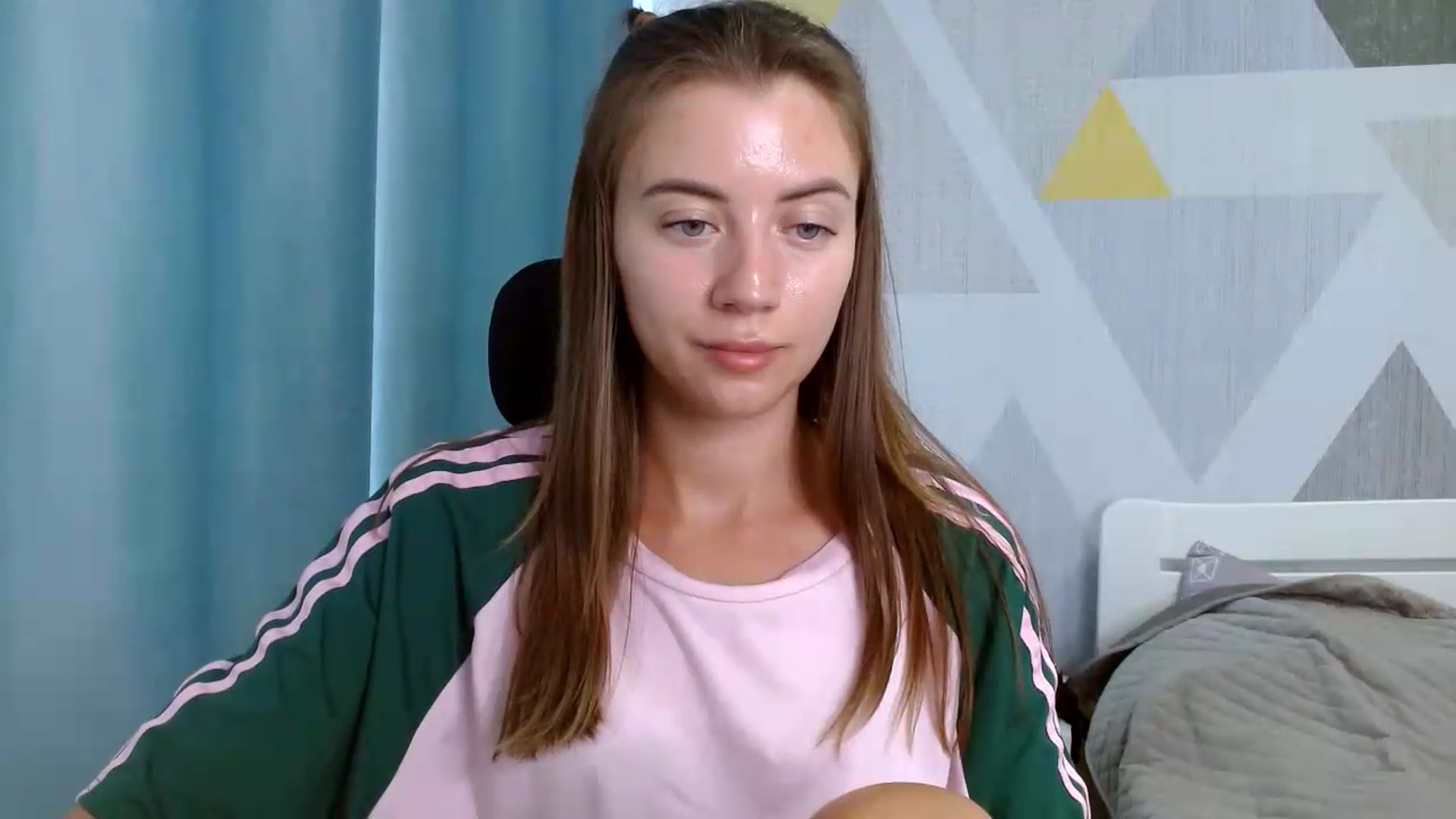 Gallery image thumbnail from Sulfate0's myfreecams stream on, 07/20/2026, 13:07 image 6 of 20