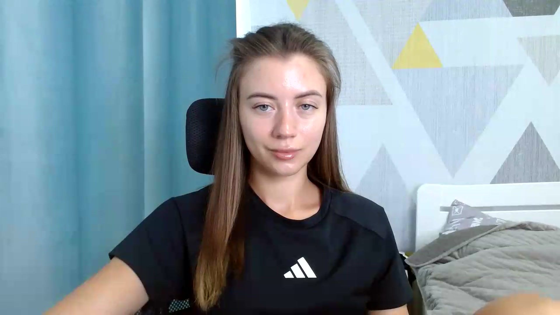 Gallery image thumbnail from Sulfate0's myfreecams stream on, 07/21/2026, 09:09 image 15 of 20