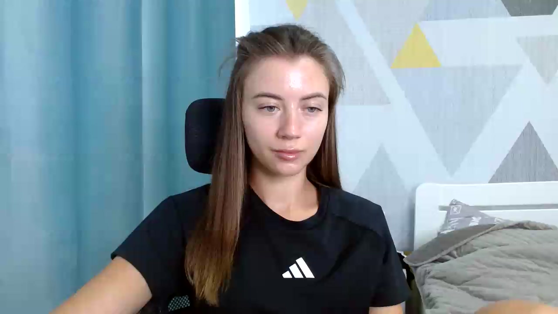 Gallery image thumbnail from Sulfate0's myfreecams stream on, 07/21/2026, 09:09 image 17 of 20