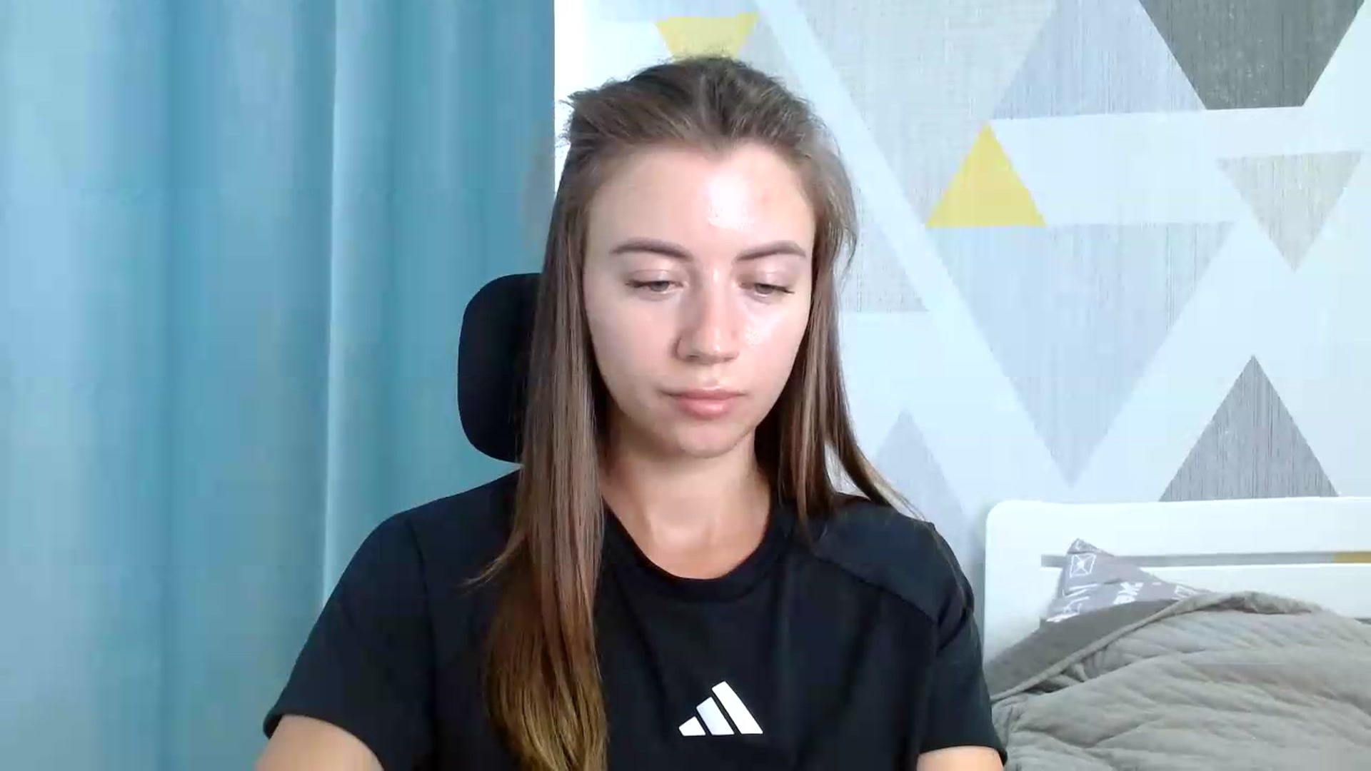 Gallery image thumbnail from Sulfate0's myfreecams stream on, 07/21/2026, 10:33 image 13 of 20