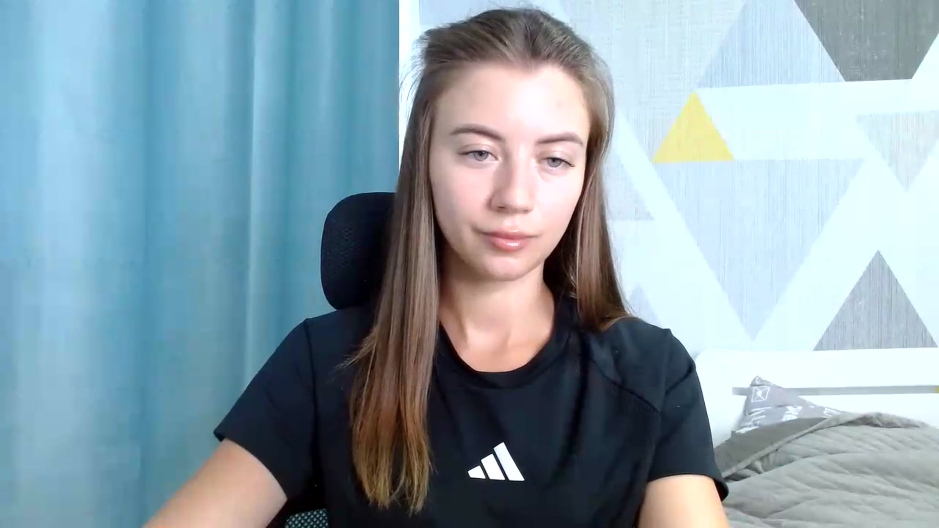 Gallery image thumbnail from Sulfate0's myfreecams stream on, 07/21/2026, 12:32 image 19 of 20