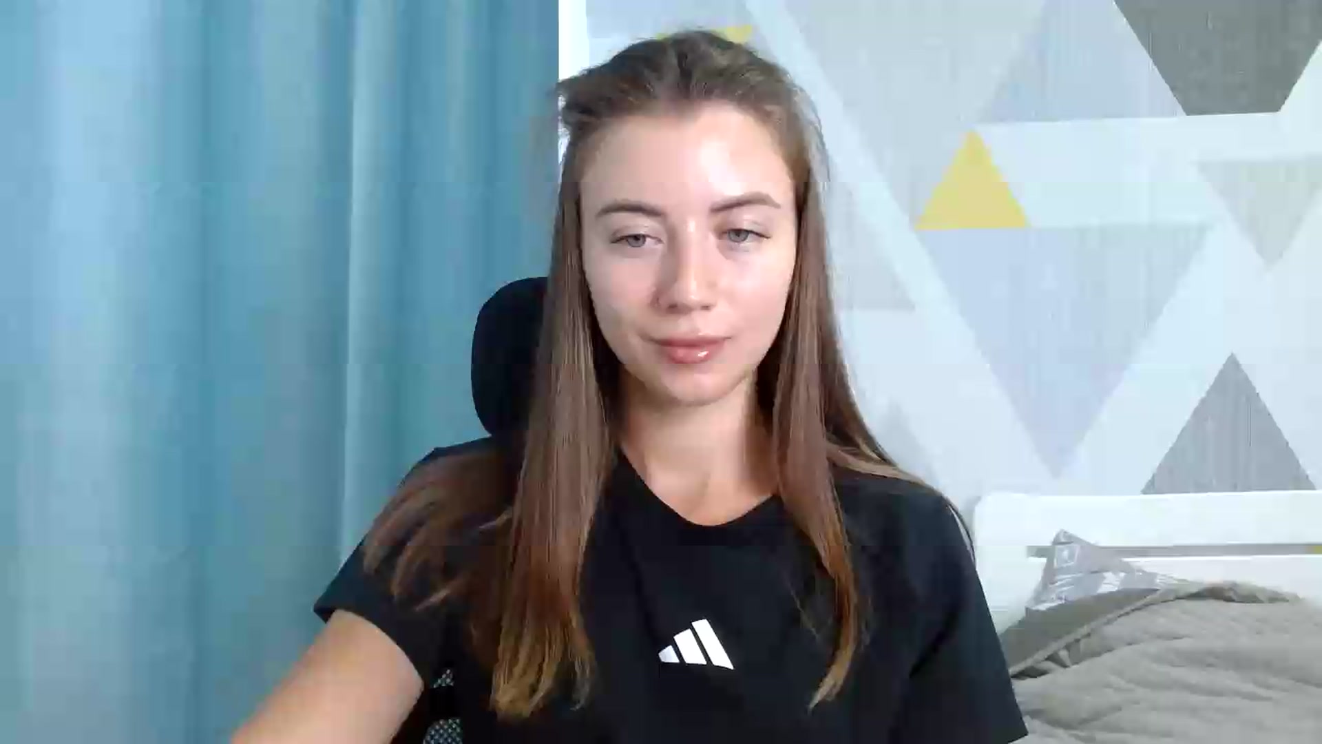 Gallery image thumbnail from Sulfate0's myfreecams stream on, 07/21/2026, 12:32 image 14 of 20