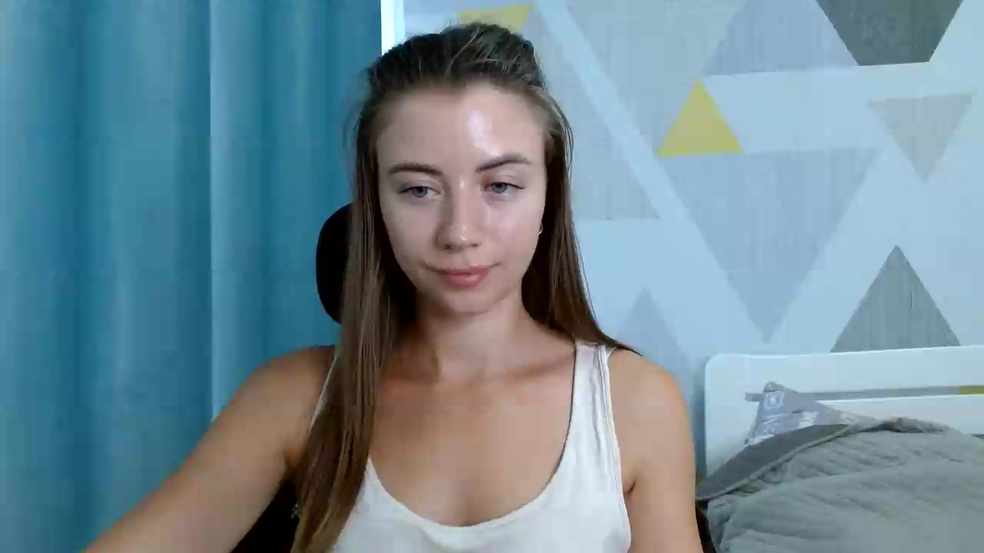 Gallery image thumbnail from Sulfate0's myfreecams stream on, 07/22/2026, 08:03 image 12 of 20