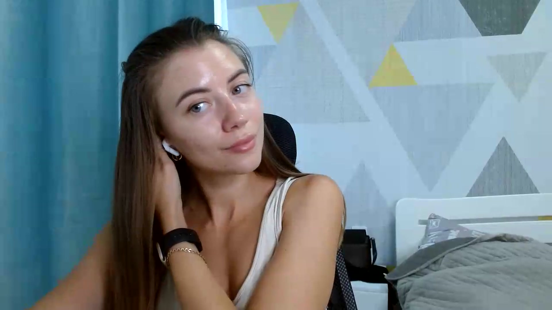 Gallery image thumbnail from Sulfate0's myfreecams stream on, 07/22/2026, 08:03 image 14 of 20