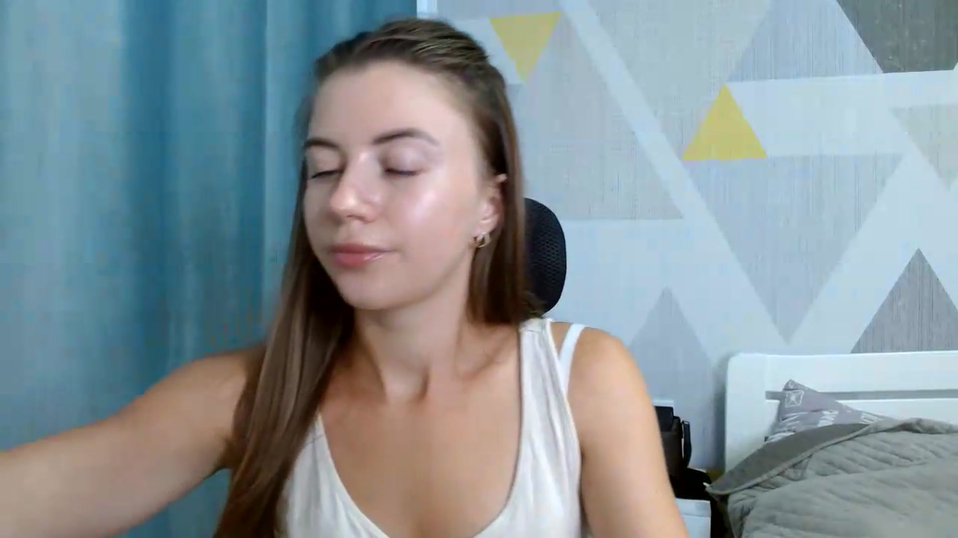 Gallery image thumbnail from Sulfate0's myfreecams stream on, 07/22/2026, 09:24 image 5 of 20