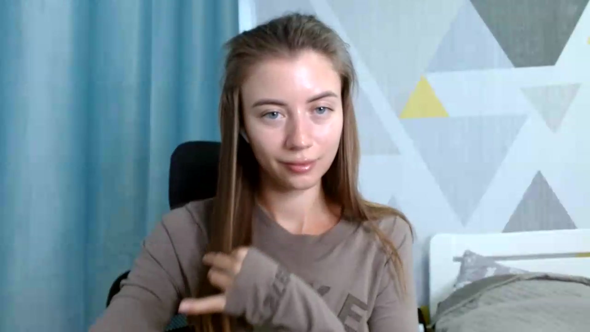 Gallery image thumbnail from Sulfate0's myfreecams stream on, 07/23/2026, 08:53 image 3 of 20