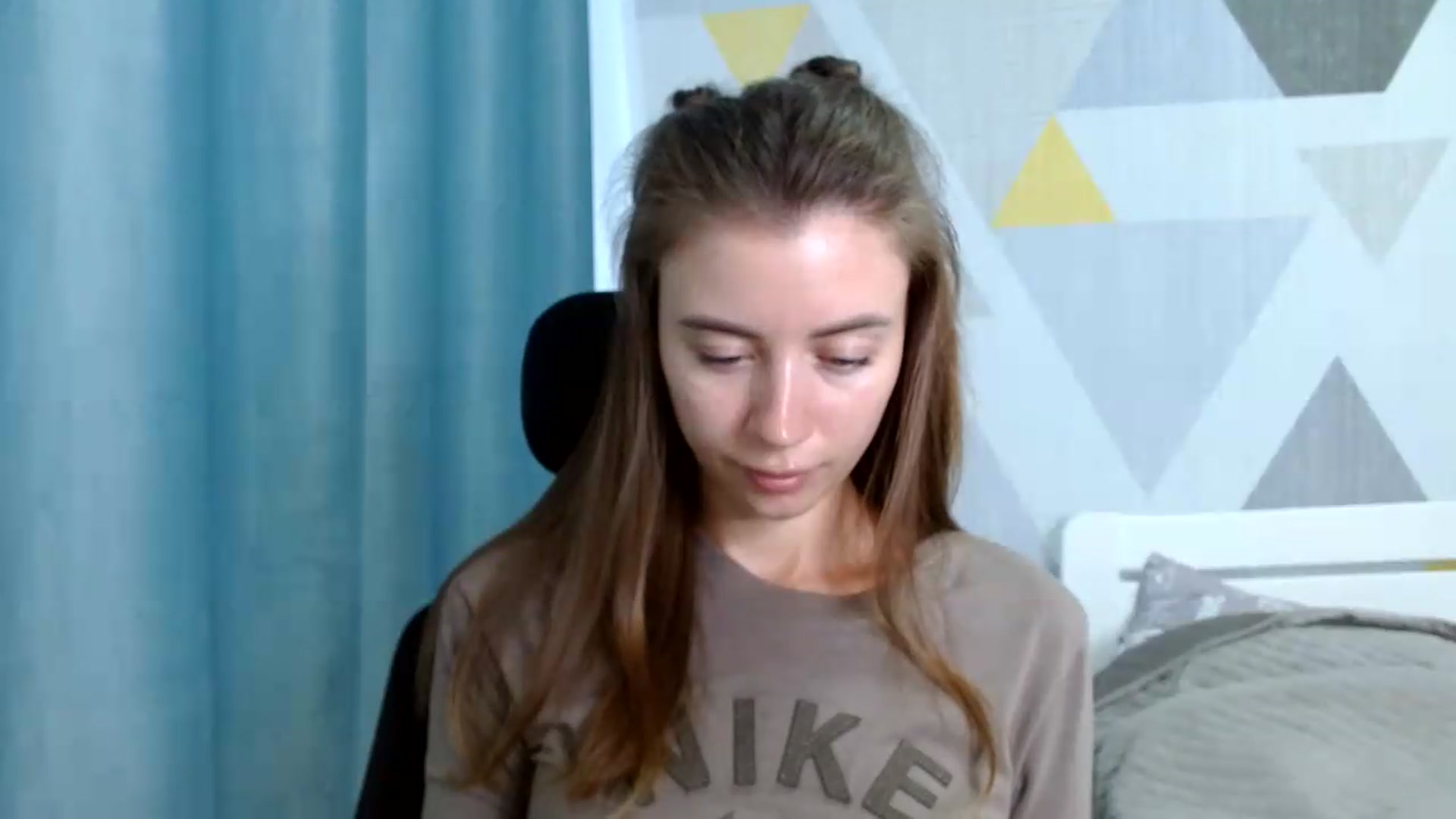 Gallery image thumbnail from Sulfate0's myfreecams stream on, 07/23/2026, 08:53 image 17 of 20