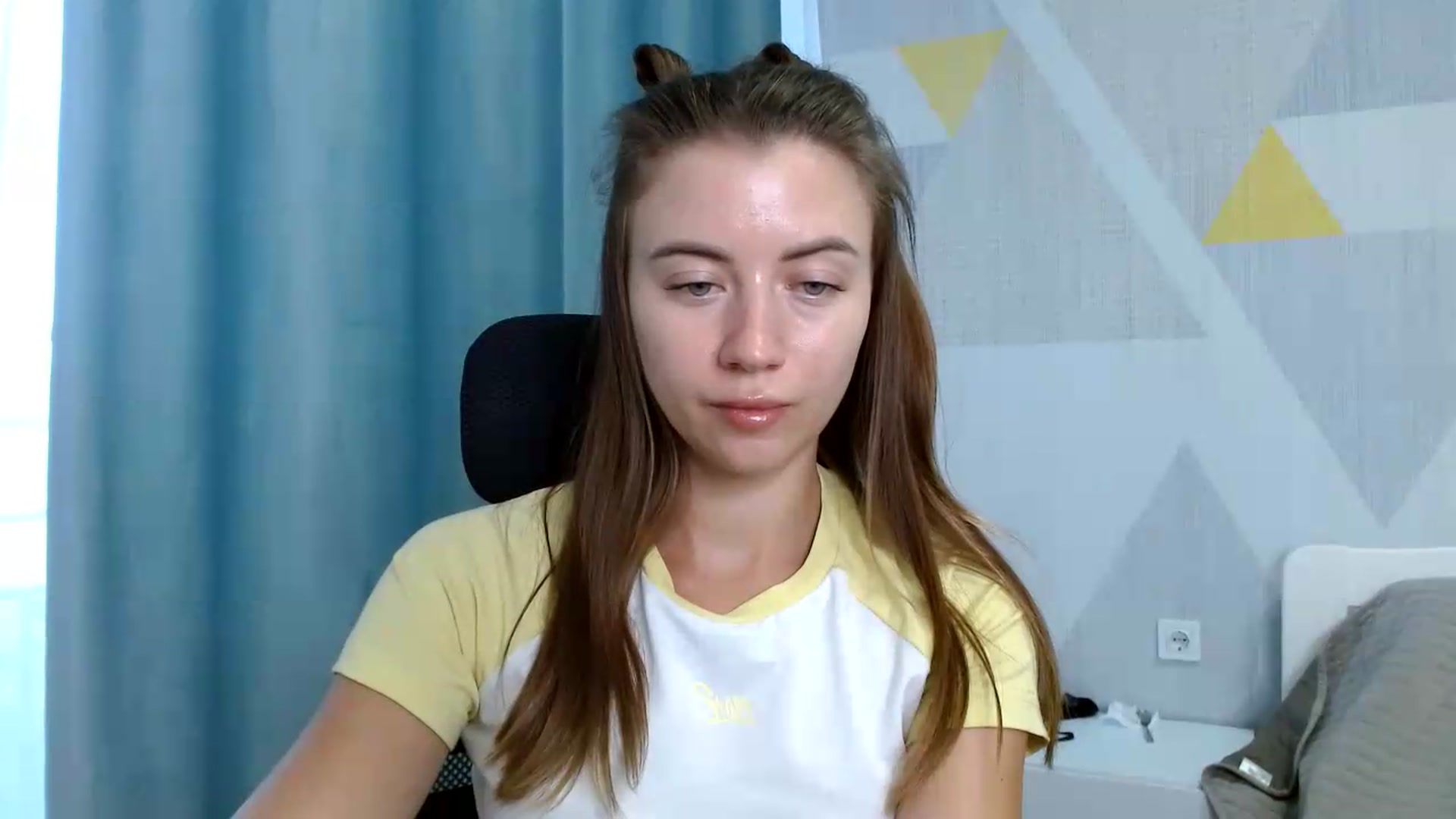 Gallery image thumbnail from Sulfate0's myfreecams stream on, 07/27/2026, 06:54 image 17 of 20