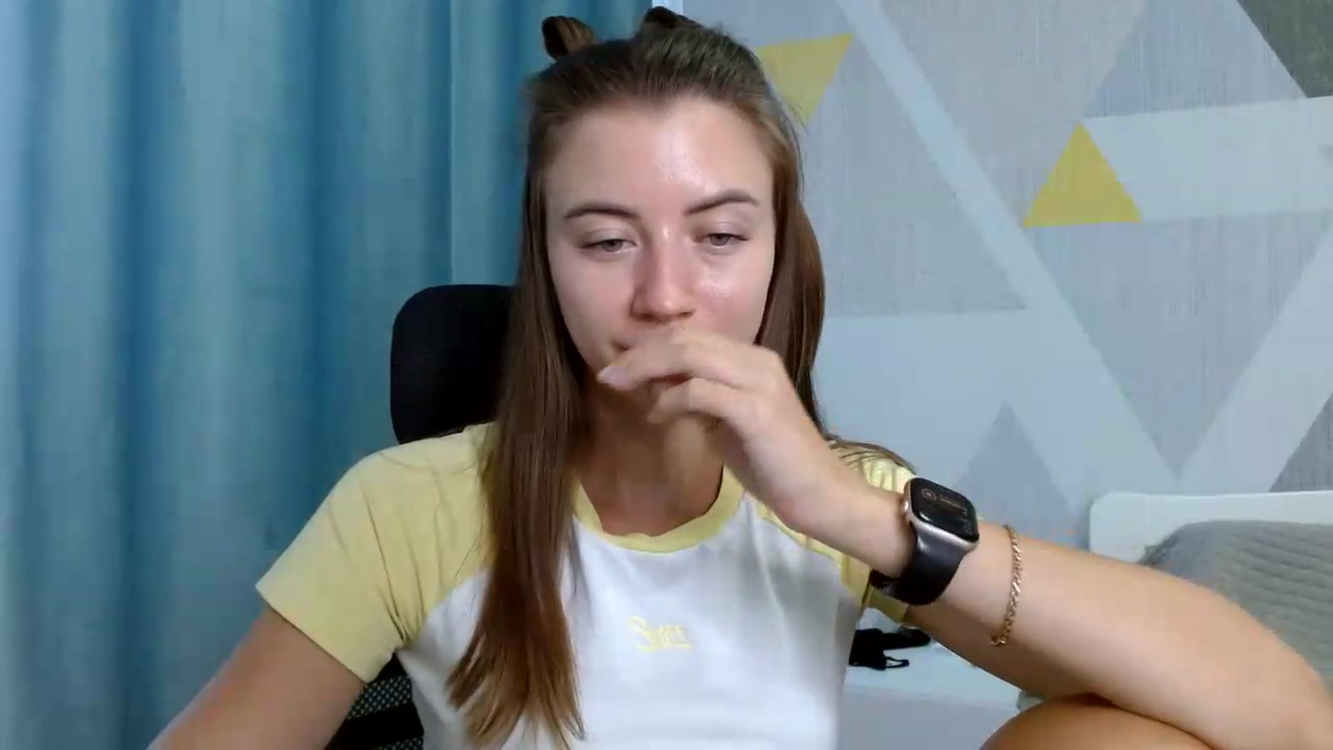 Gallery image thumbnail from Sulfate0's myfreecams stream on, 07/27/2026, 06:54 image 6 of 20