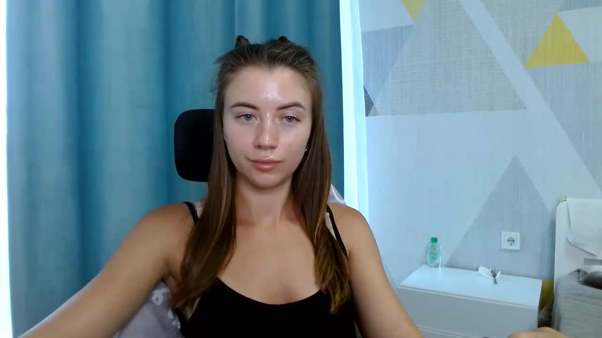 Gallery image thumbnail from Sulfate0's myfreecams stream on, 07/27/2026, 09:27 image 17 of 20