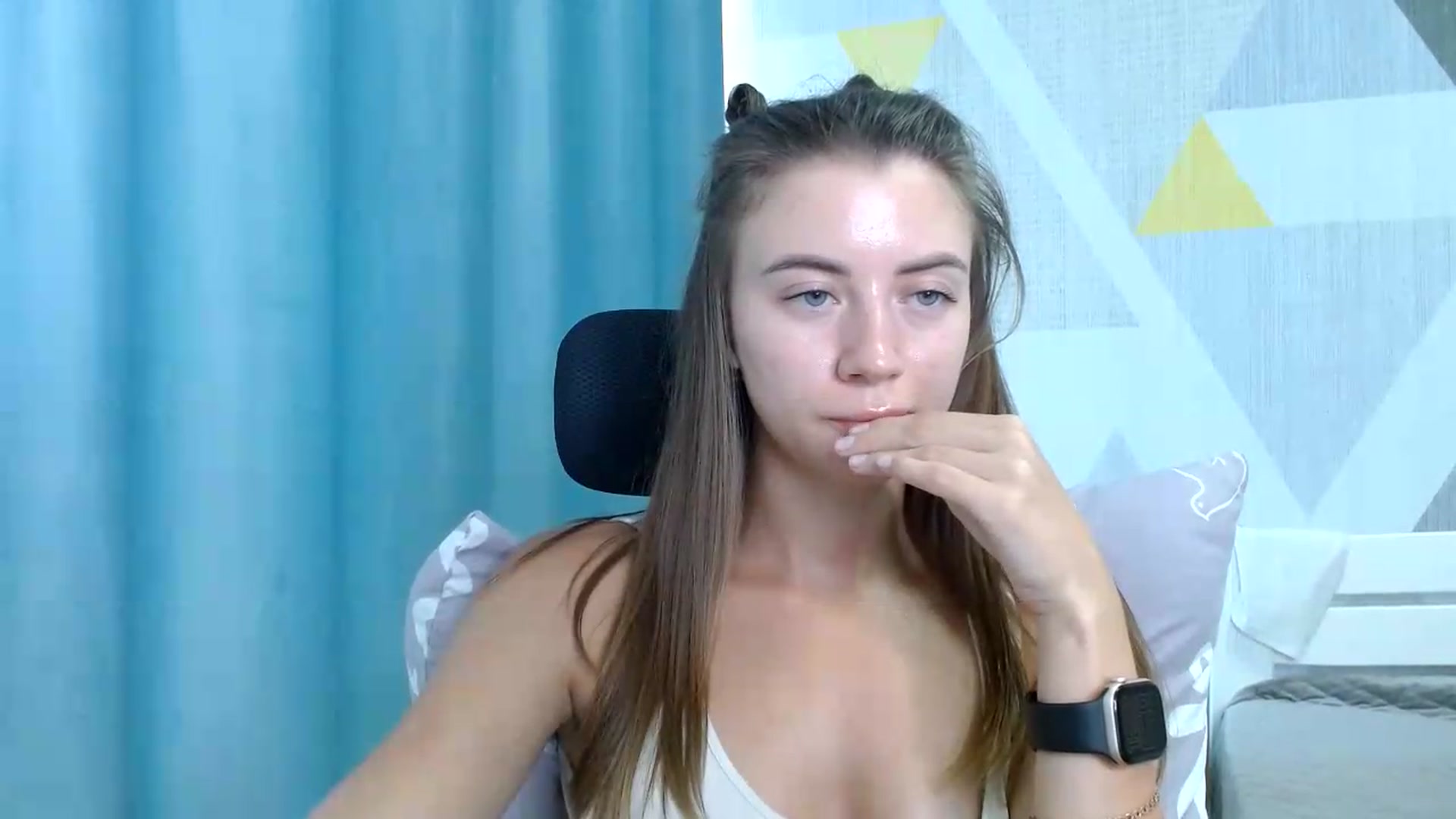Gallery image thumbnail from Sulfate0's myfreecams stream on, 07/27/2026, 10:02 image 18 of 20