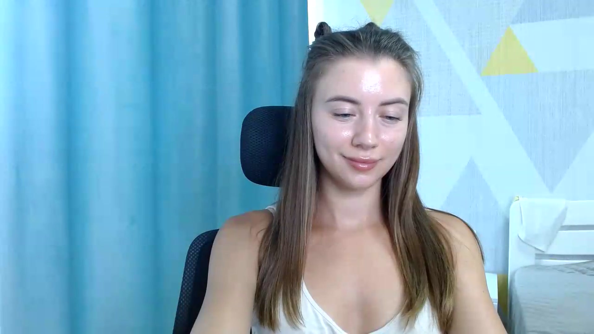 Gallery image thumbnail from Sulfate0's myfreecams stream on, 07/27/2026, 11:44 image 20 of 20