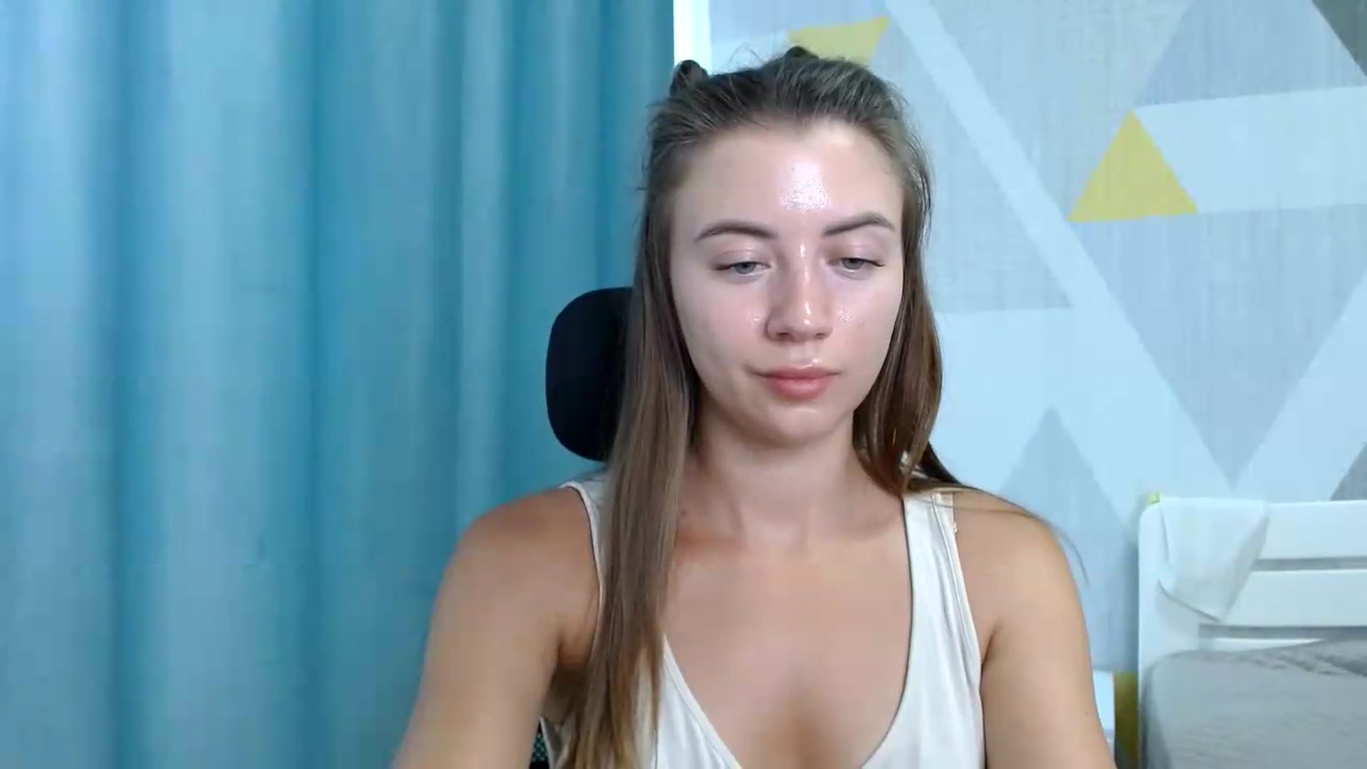 Gallery image thumbnail from Sulfate0's myfreecams stream on, 07/27/2026, 11:44 image 4 of 20