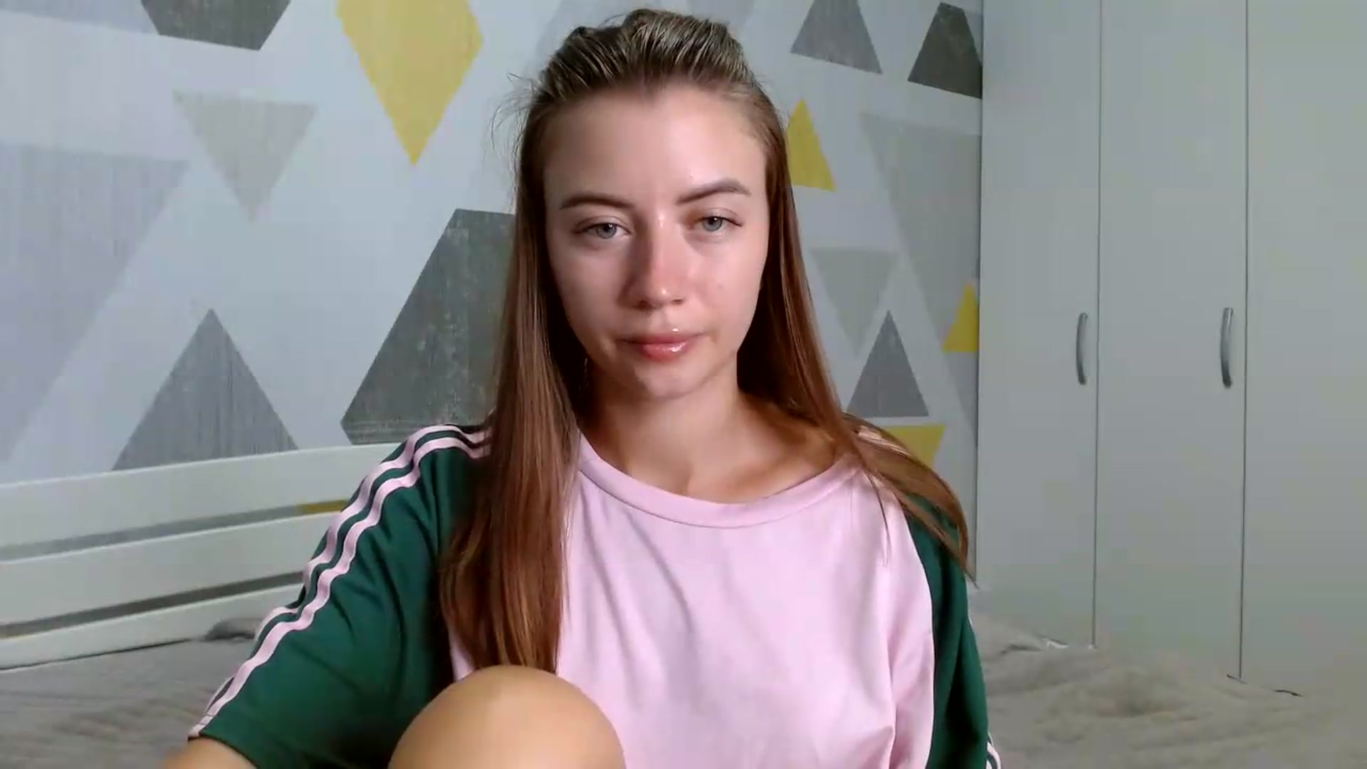 Gallery image thumbnail from Sulfate0's myfreecams stream on, 07/28/2026, 07:38 image 13 of 20