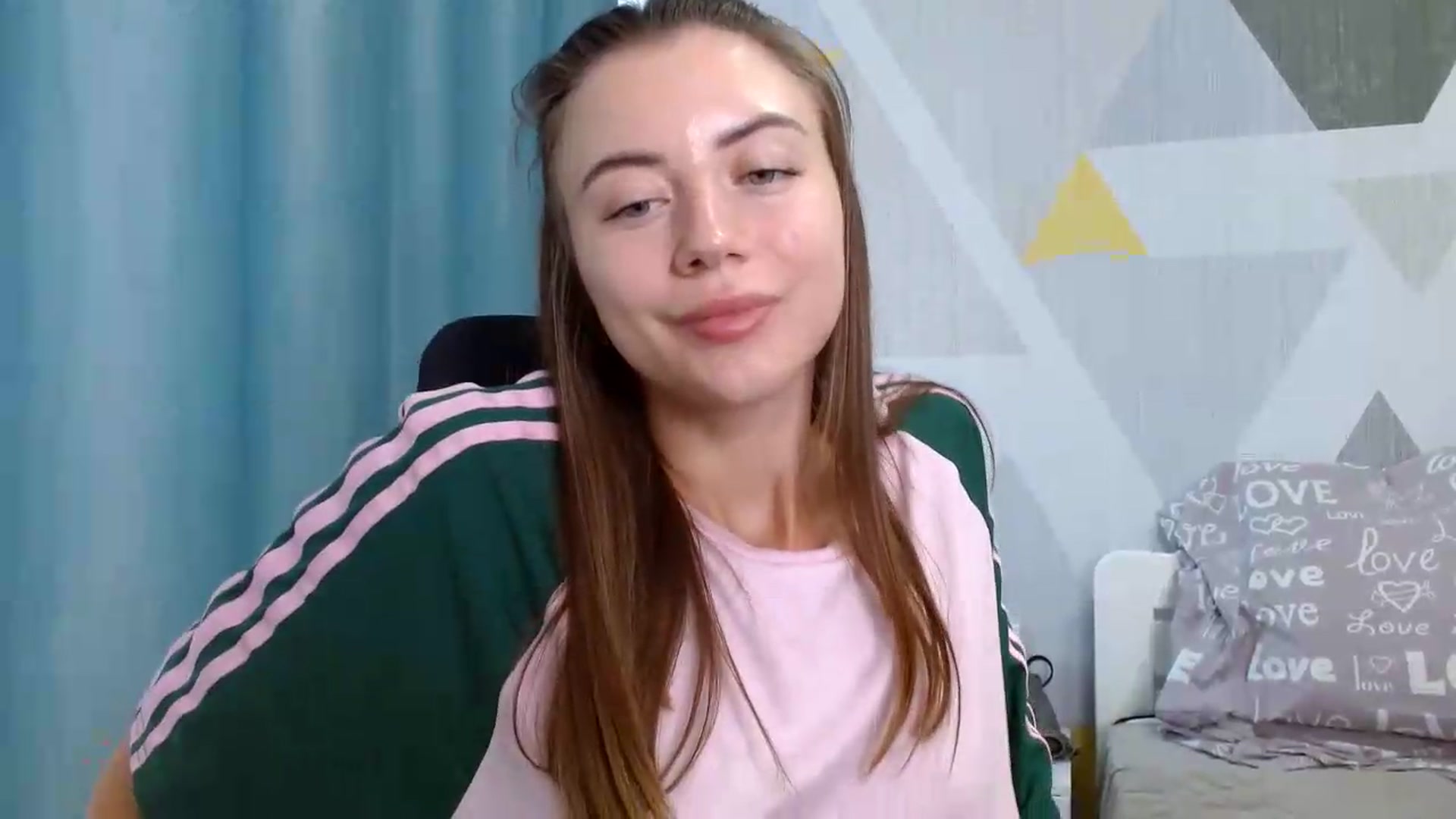 Gallery image thumbnail from Sulfate0's myfreecams stream on, 07/28/2026, 11:06 image 18 of 20