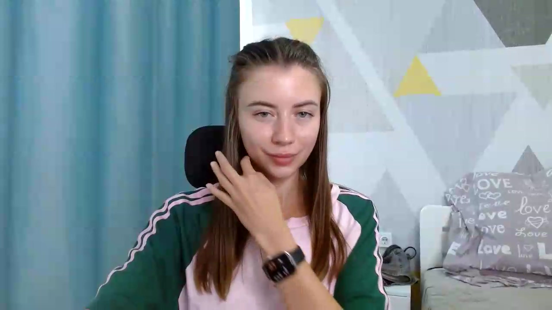 Gallery image thumbnail from Sulfate0's myfreecams stream on, 07/28/2026, 11:49 image 15 of 20