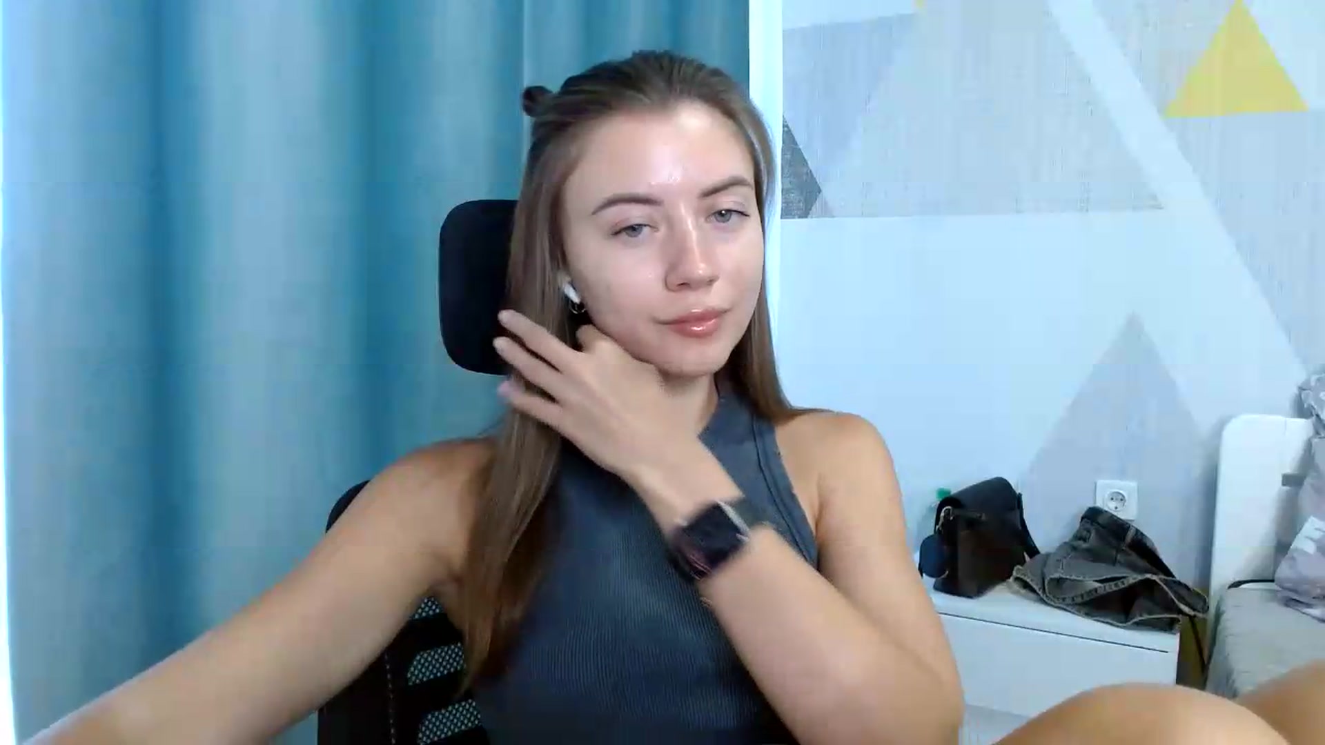 Gallery image thumbnail from Sulfate0's myfreecams stream on, 07/29/2026, 08:16 image 4 of 20