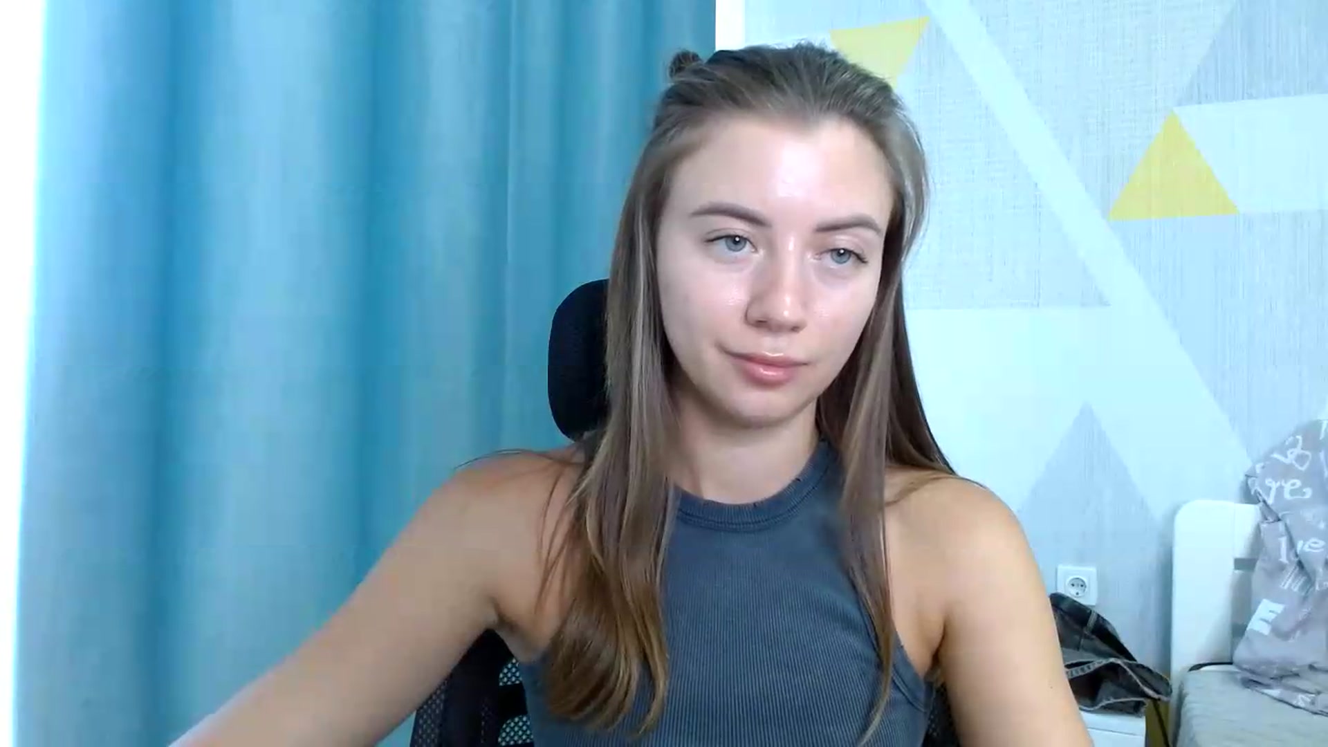 Gallery image thumbnail from Sulfate0's myfreecams stream on, 07/29/2026, 10:00 image 9 of 20