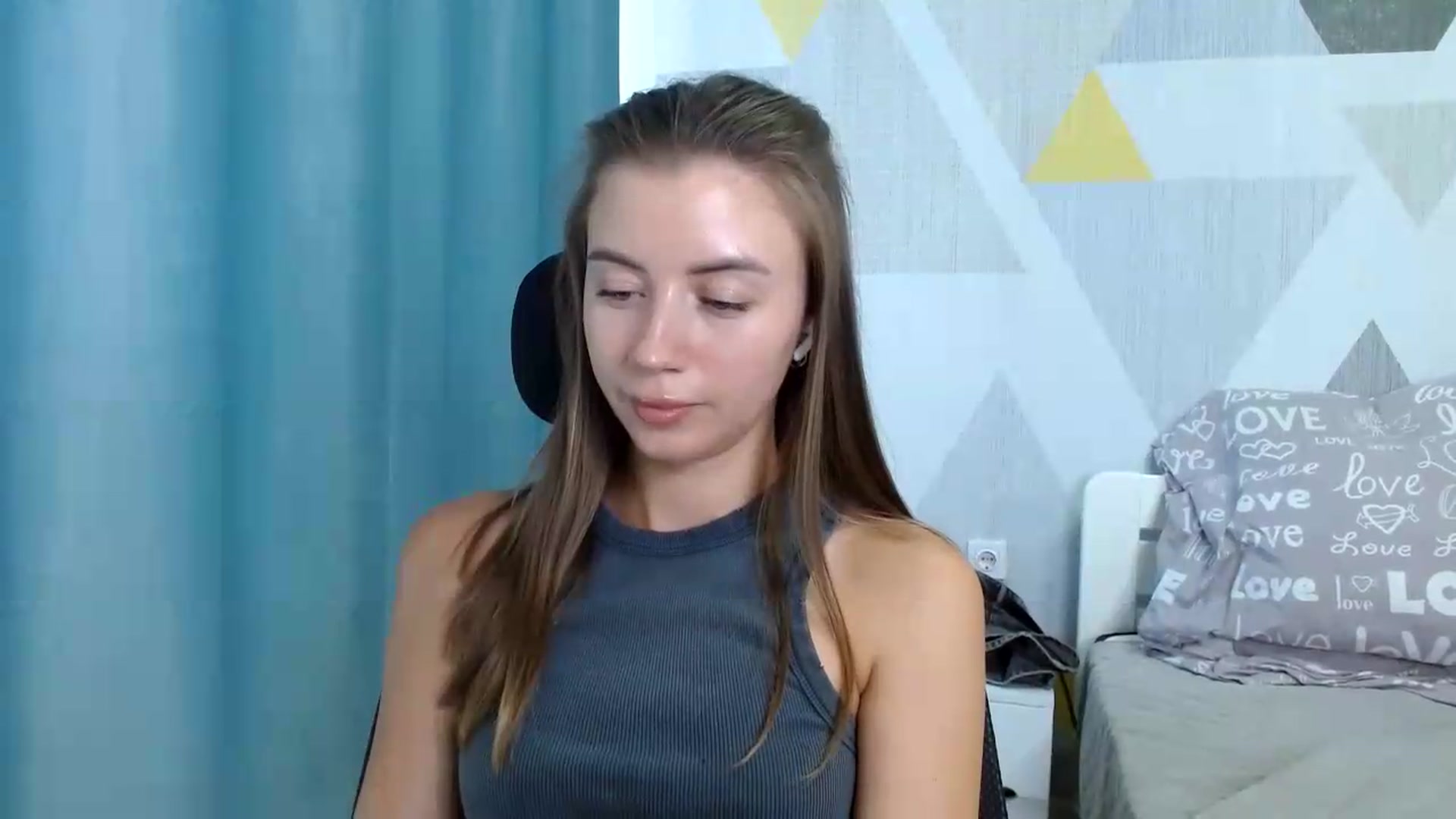 Gallery image thumbnail from Sulfate0's myfreecams stream on, 07/29/2026, 12:22 image 15 of 20
